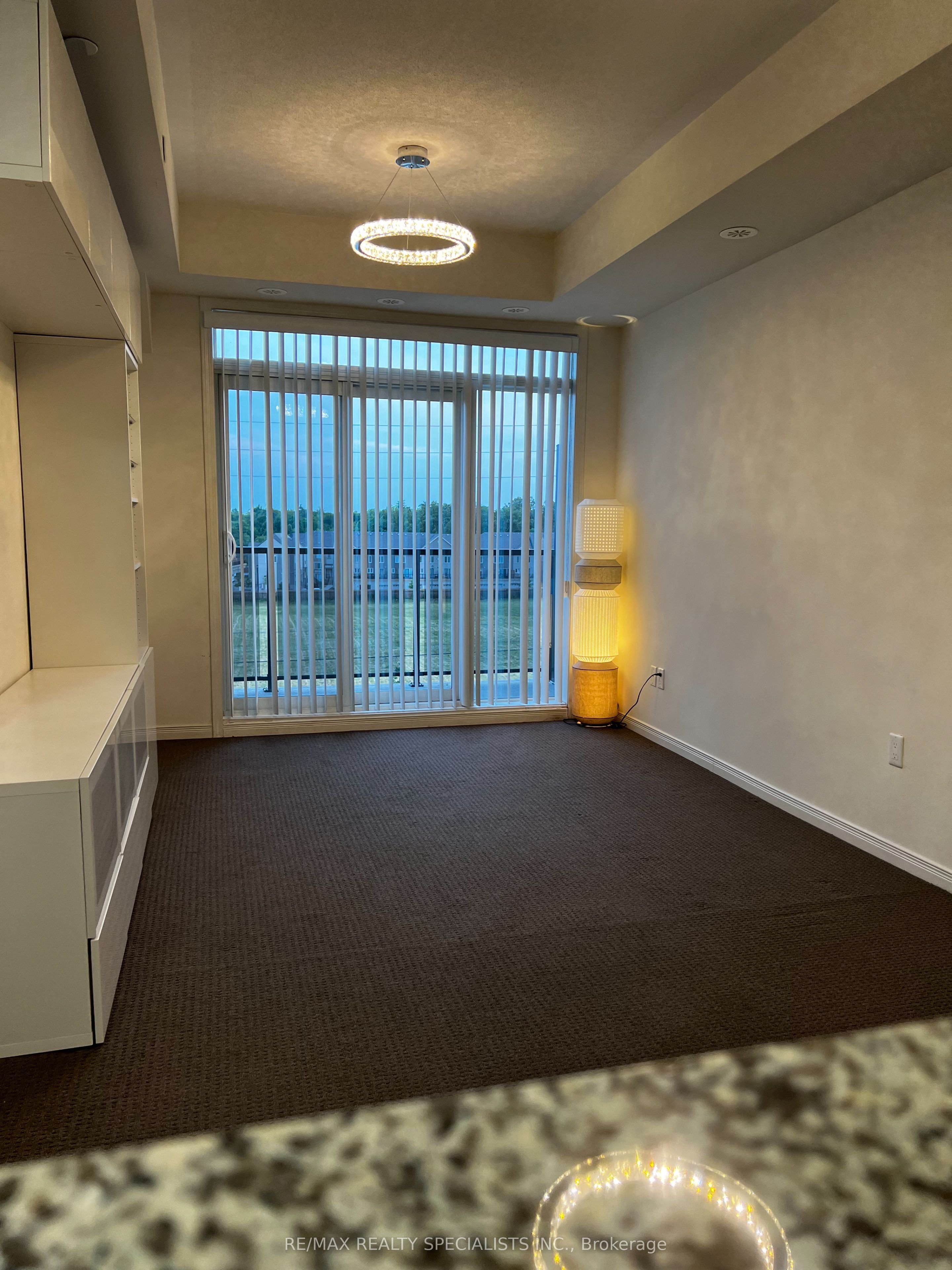 50 SKY HARBOUR Drive 409, Brampton, ON L6Y 6B8 photo 4