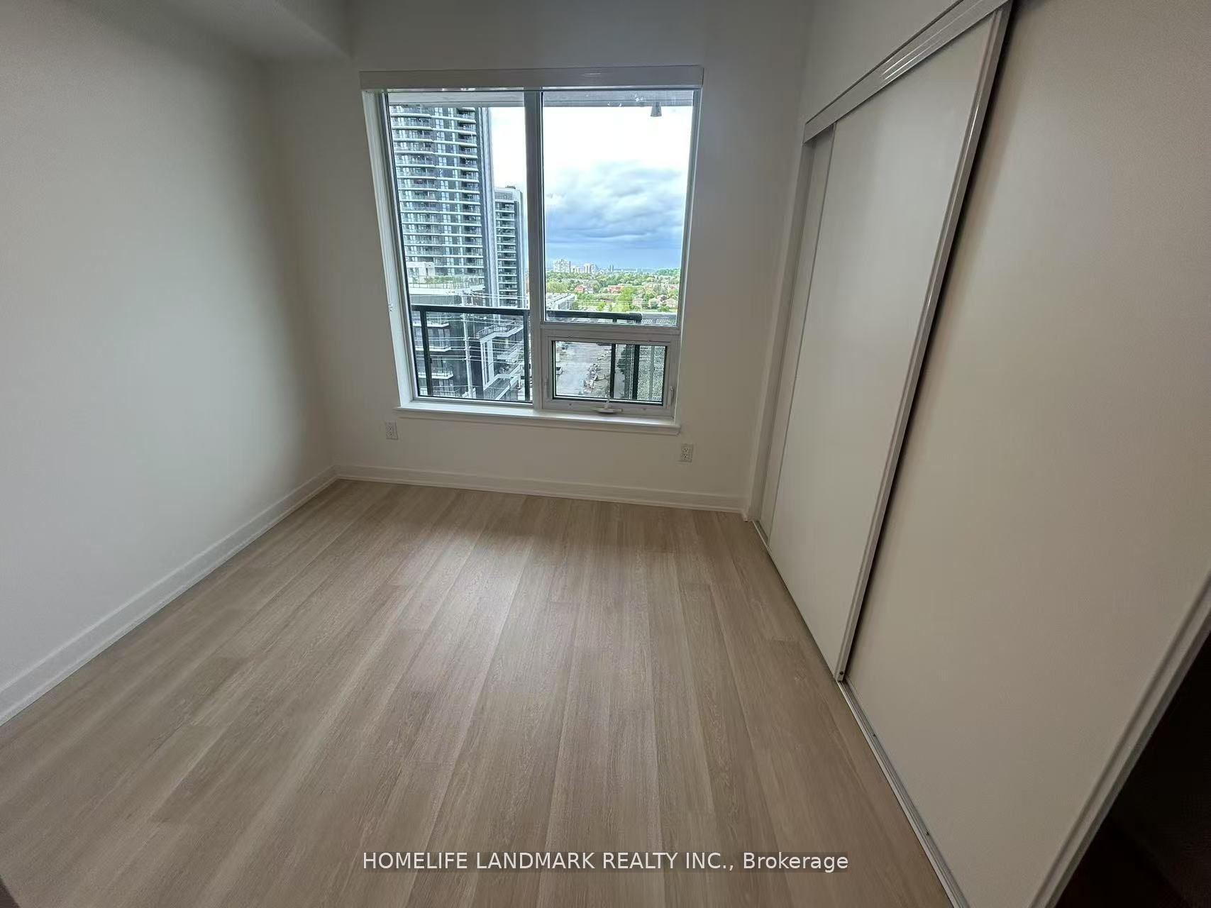 5105 Hurontario Street 708, Mississauga, ON L4Z 3X7 photo 5