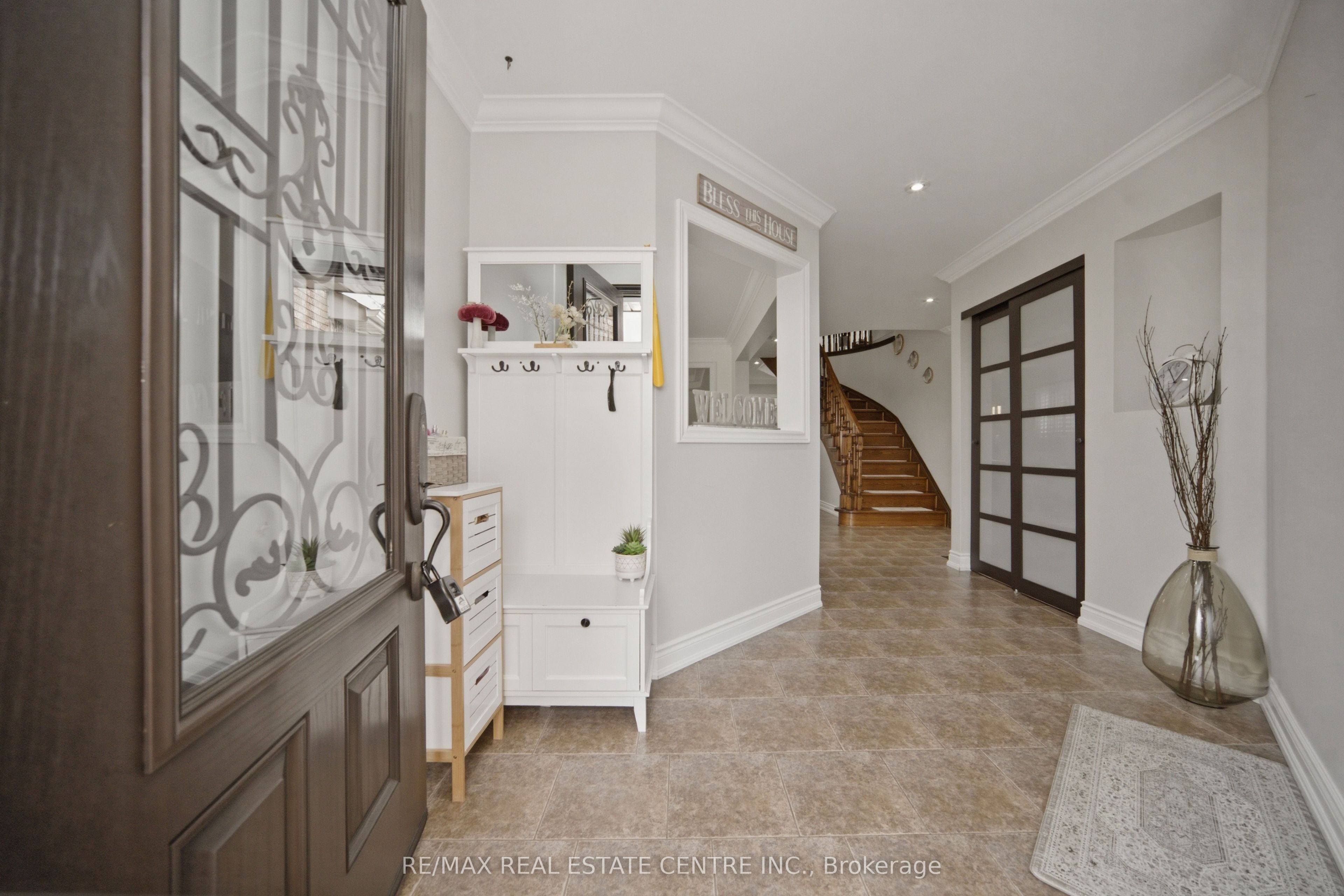 49 Miller Drive, Halton Hills, ON L7G 5P7 photo 4