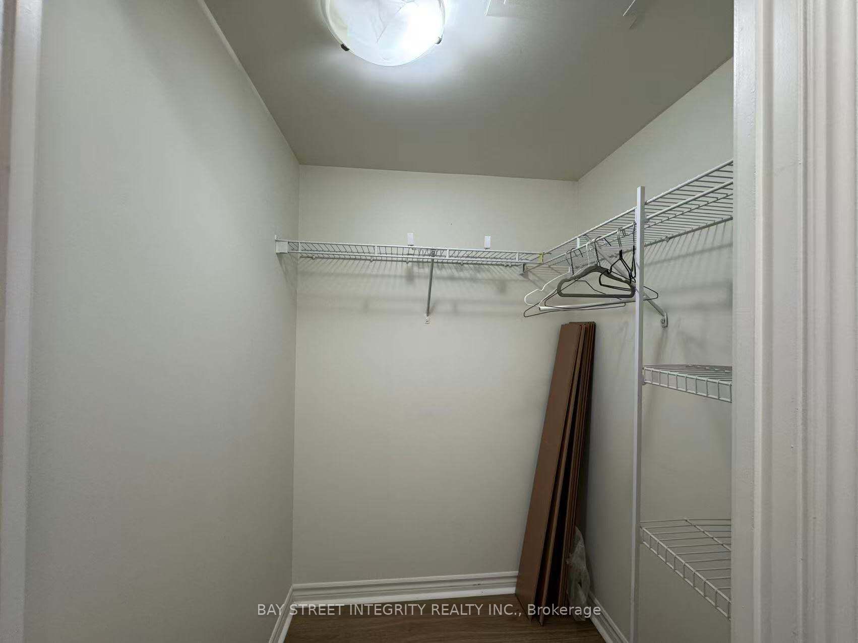 3888 Duke Of York Boulevard 2328, Mississauga, ON L5B 4P5 photo 5