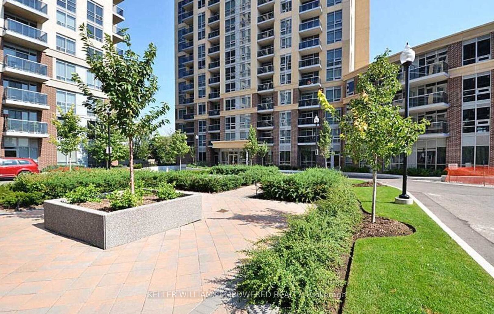 3 Michael Power Place 2806, Toronto, ON M9A 0A2 photo 2