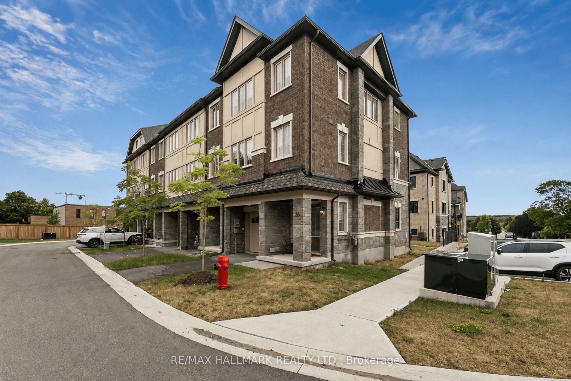 68 First Street 35, Orangeville, ON L9W 2E4 photo 2