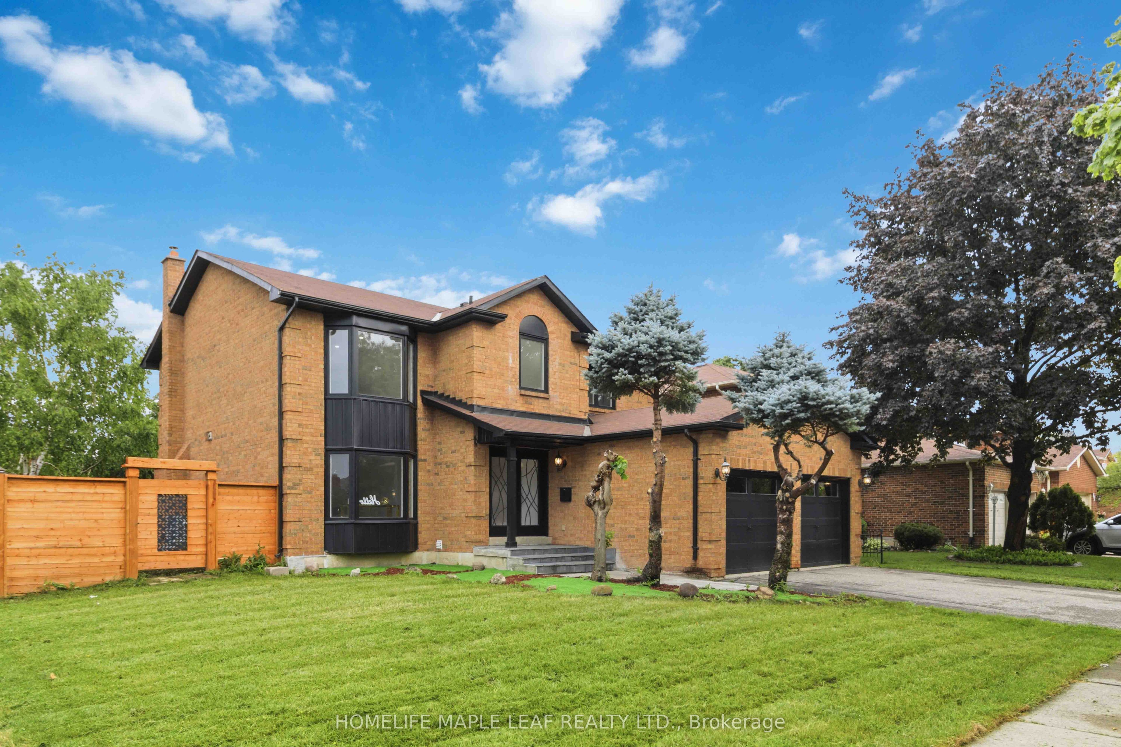 90 Burgby Avenue, Brampton, ON L6X 3A4 photo 3