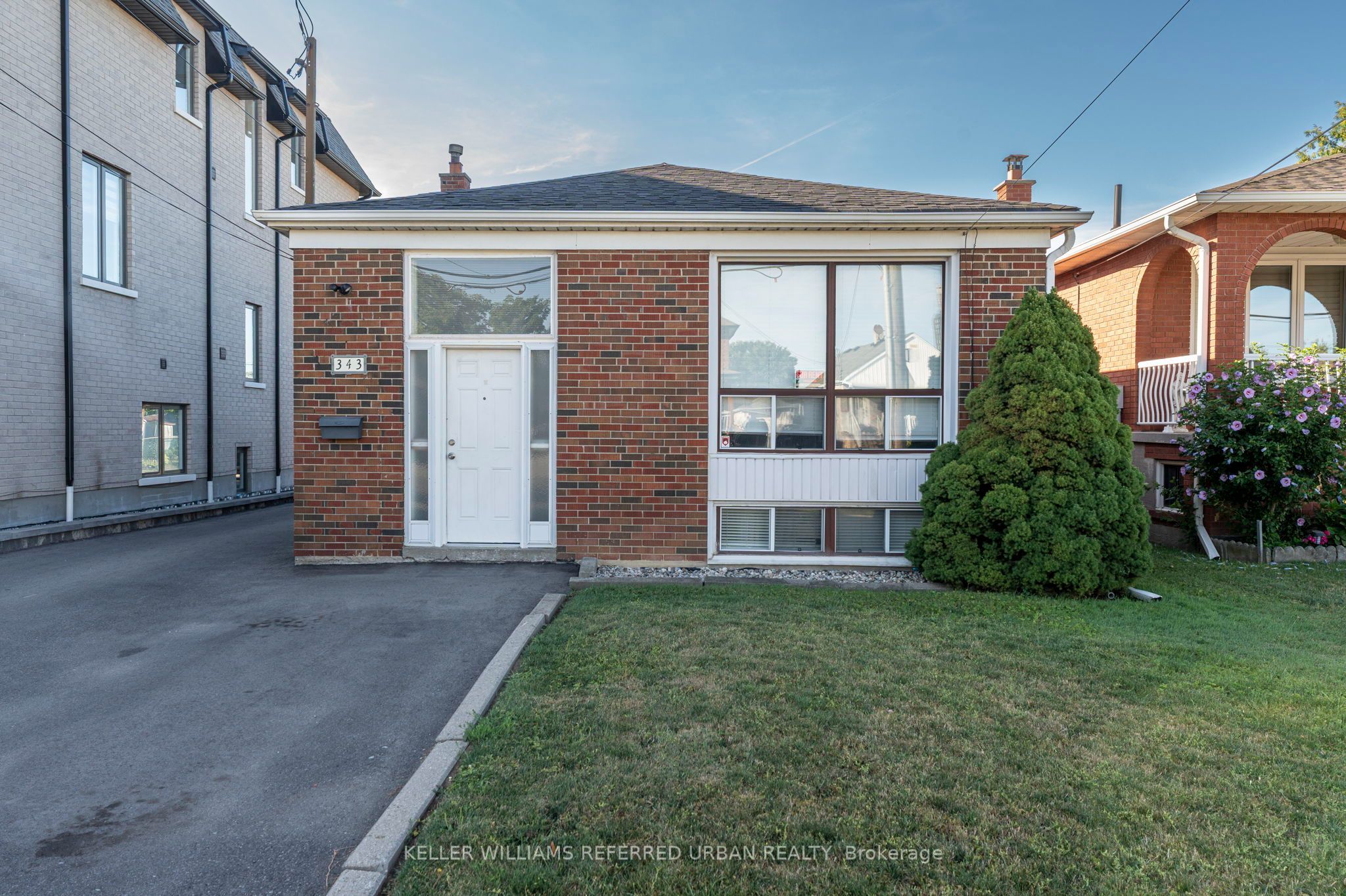 343 Ranee Avenue Lower, Toronto, ON M6A 1N9