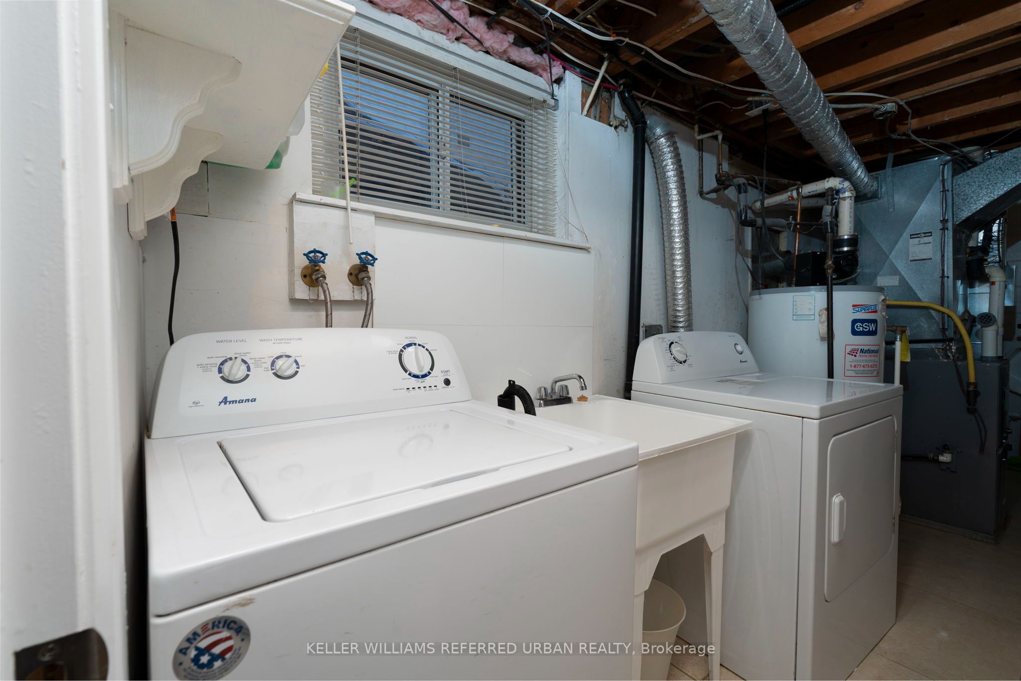 343 Ranee Avenue Lower, Toronto, ON M6A 1N9 photo 5