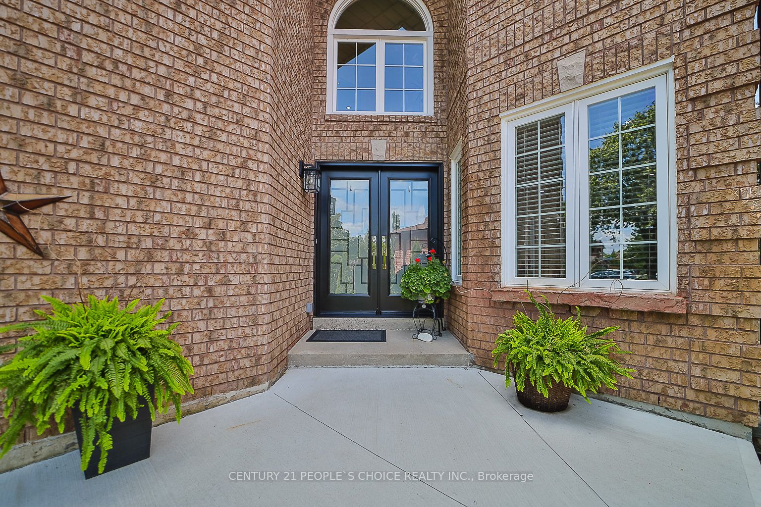 3596 Nutcracker Drive, Mississauga, ON L5N 6G1 photo 2