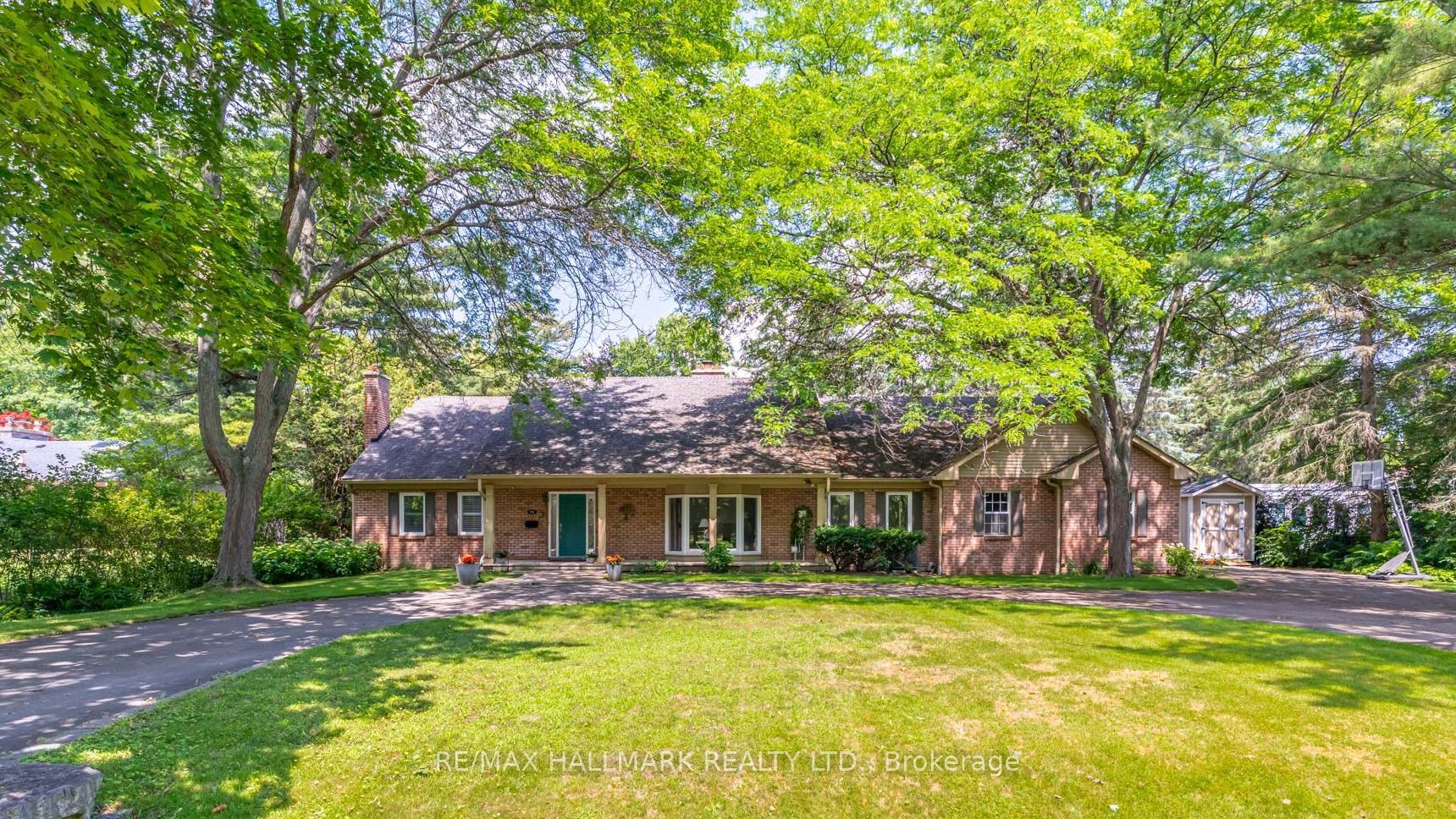 75 Arbour Drive, Oakville, ON L6J 4Y6 photo 2