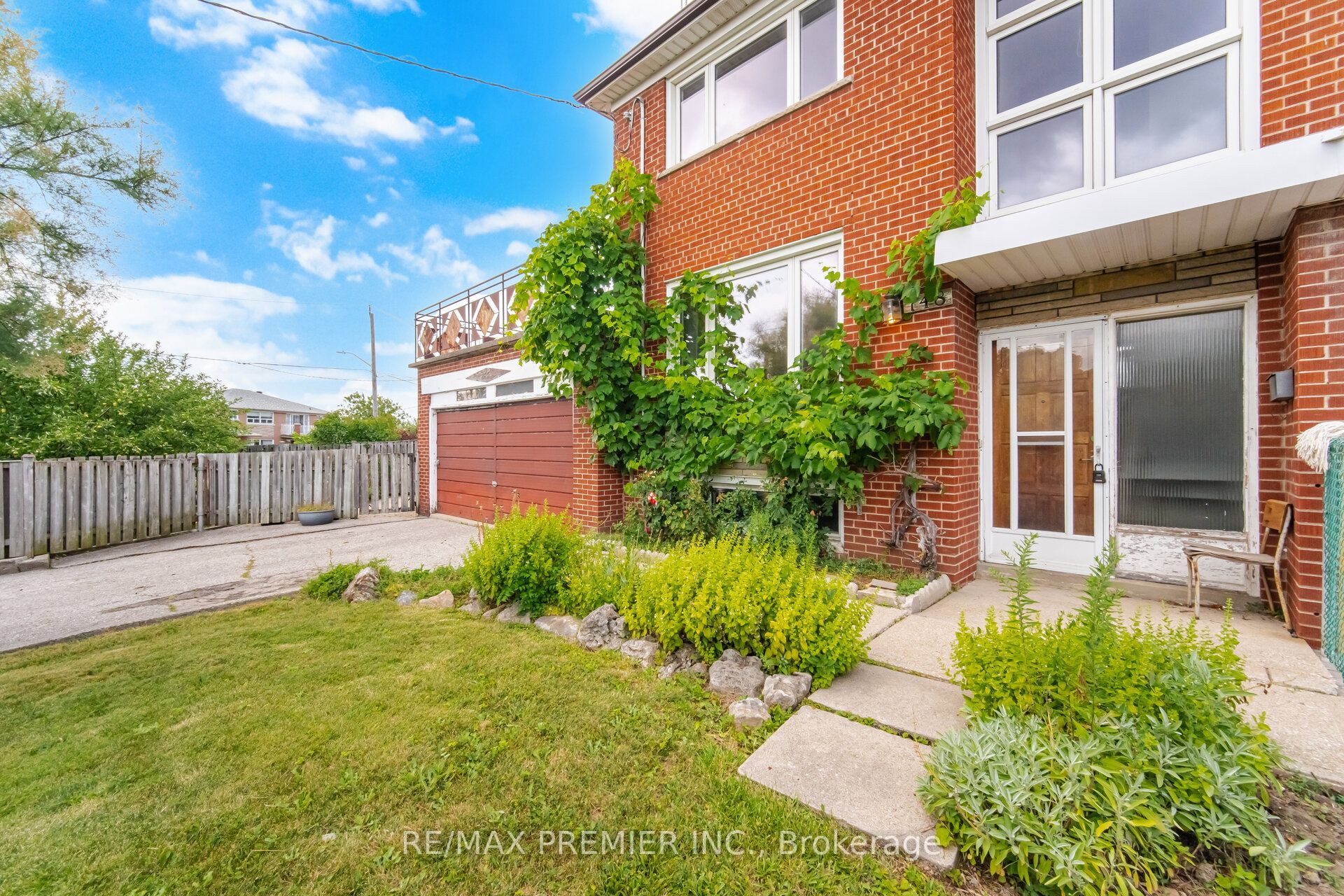 148 Giltspur Drive, Toronto, ON M3L 1N1 photo 5