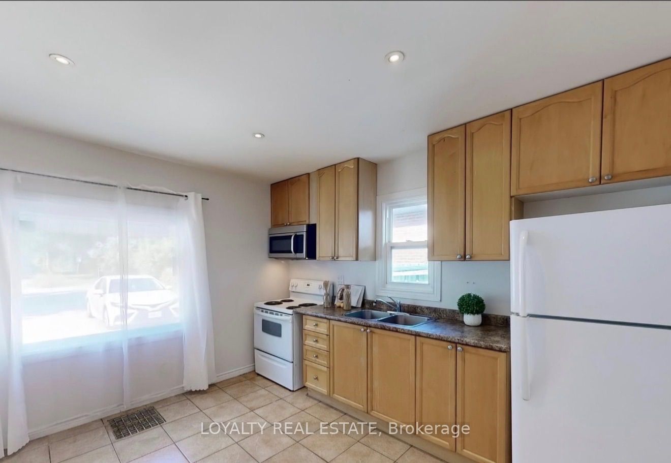 4 Mcmurchy Avenue S 1, Brampton, ON L6Y 1X9 photo 4