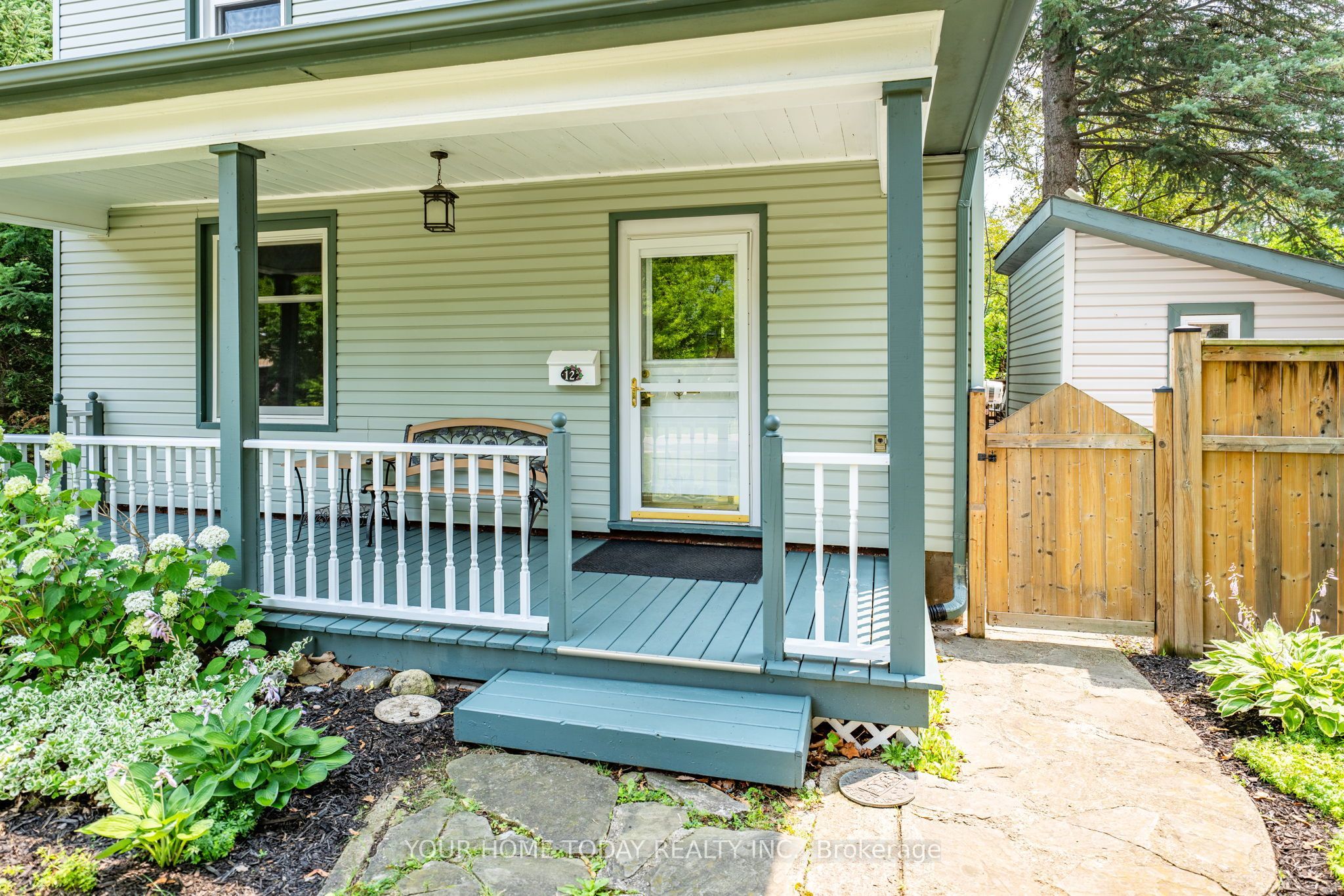 12 King Street, Halton Hills, ON L7G 2H1 photo 3