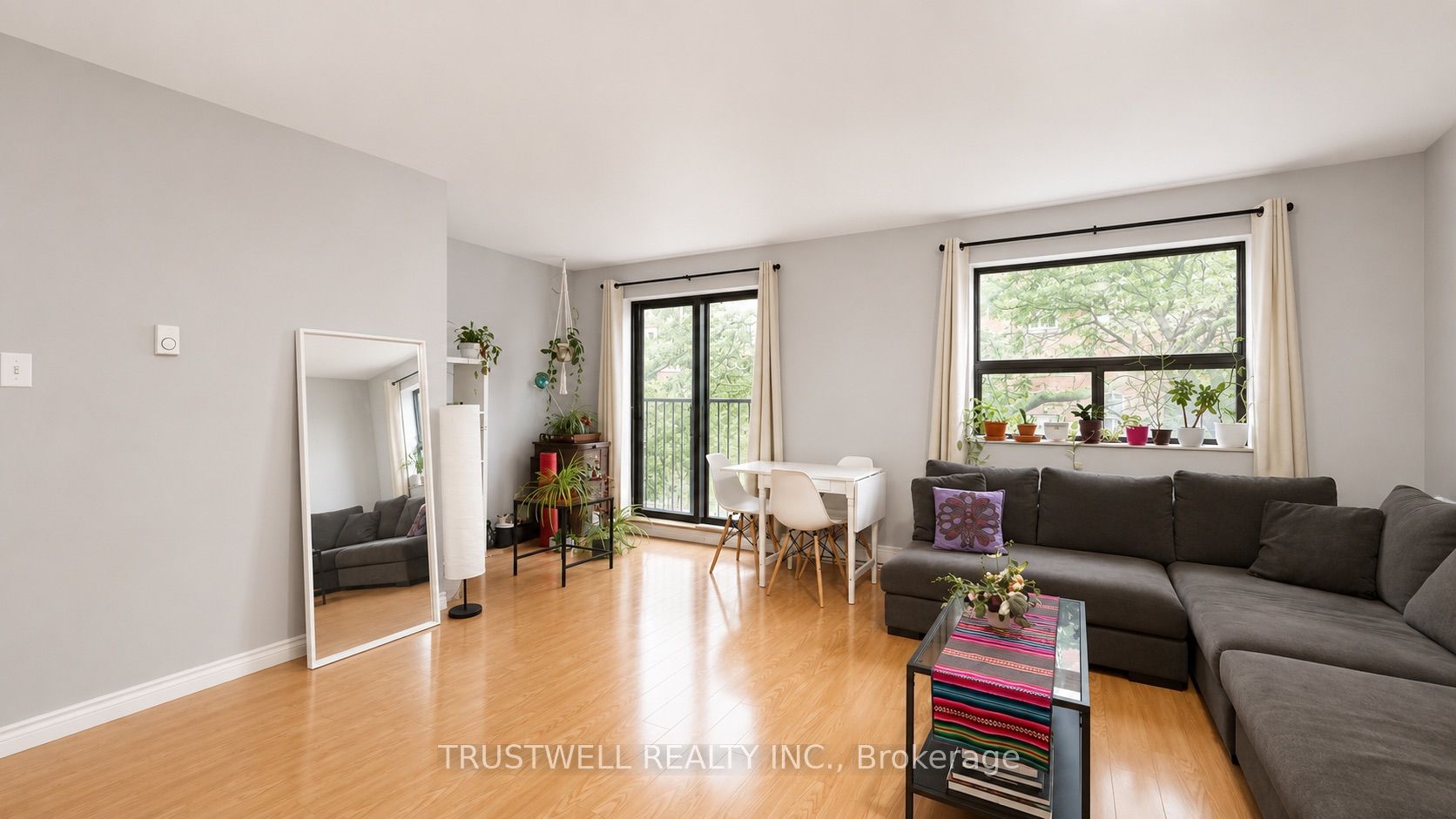 122 Atlantic Avenue Apt A, Toronto, ON M6K 1X9 photo 2