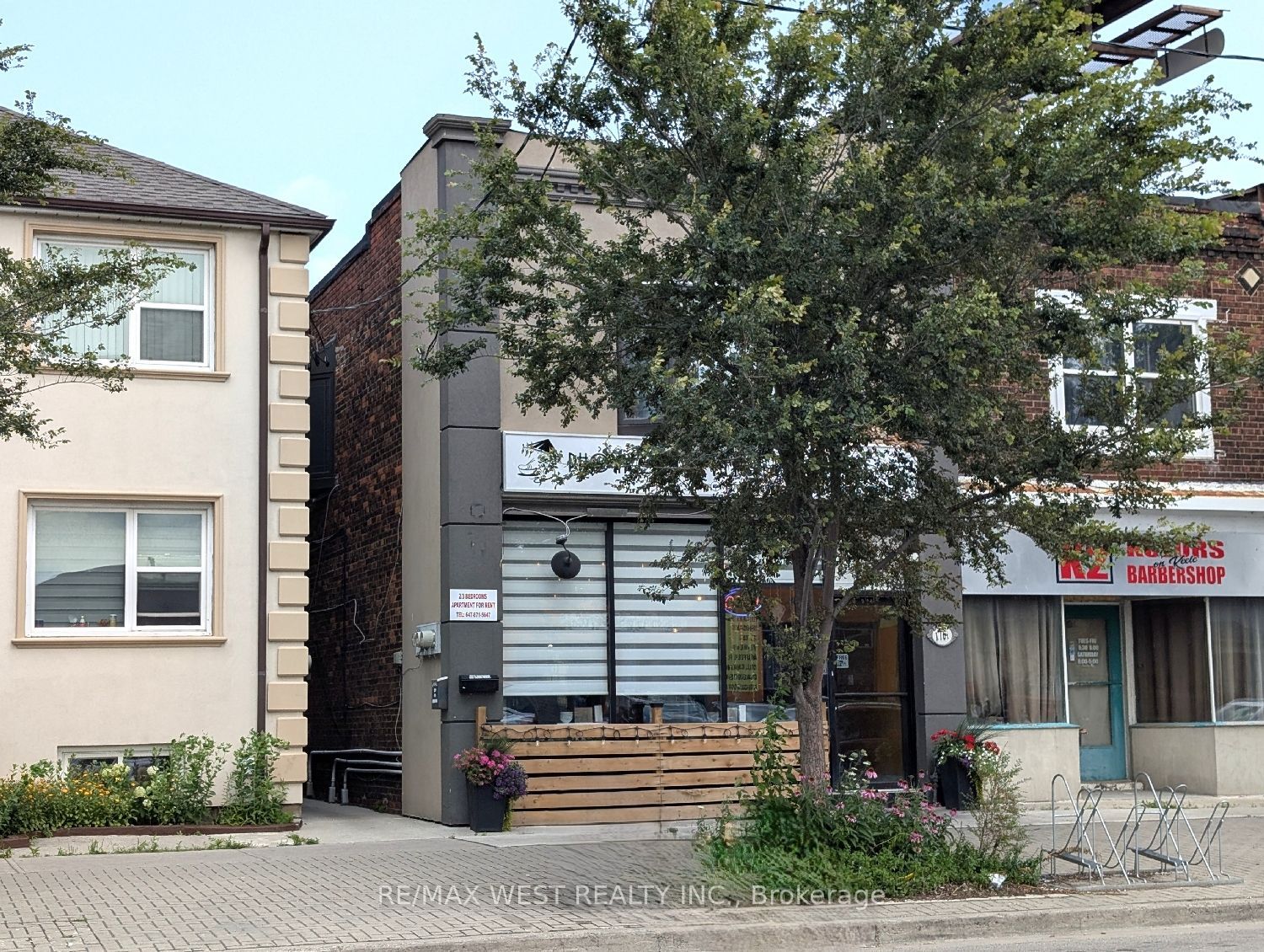 1761 Keele Street Apt 2, Toronto, ON M6M 3W9 photo 3