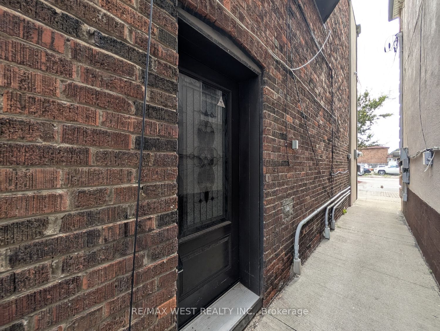 1761 Keele Street Apt 2, Toronto, ON M6M 3W9 photo 4