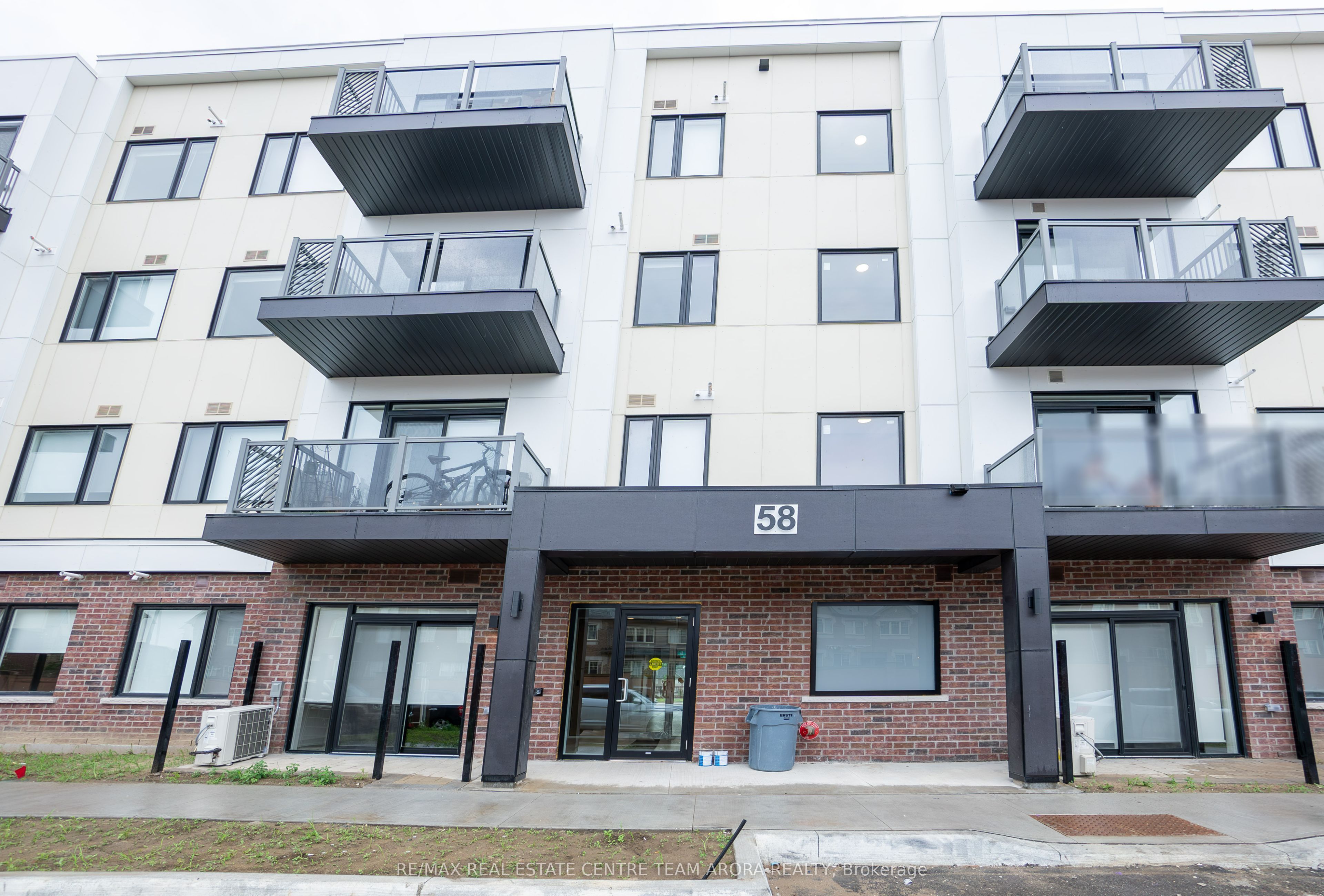 58 Sky harbour Drive 405, Brampton, ON L6Y 6J1
