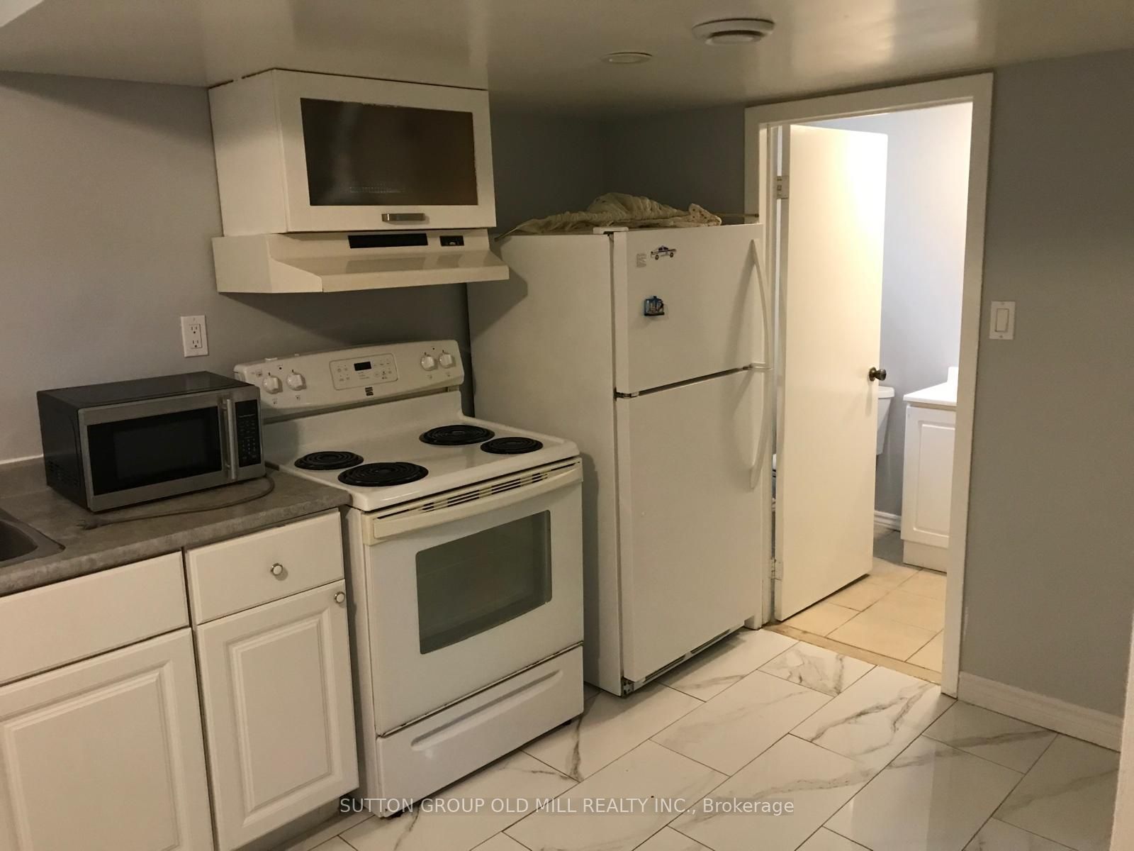 1563 Albion Road 64, Toronto, ON M9V 1B2 photo 3