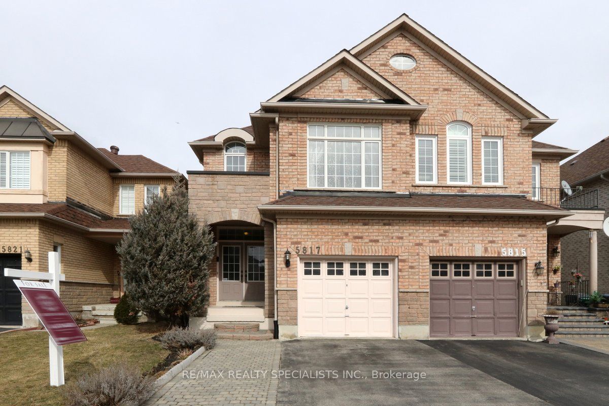 5817 QUESTMAN Hollow, Mississauga, ON L5M 6N8 photo 2