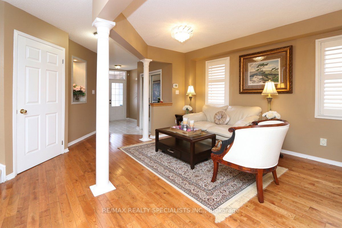 5817 QUESTMAN Hollow, Mississauga, ON L5M 6N8 photo 5