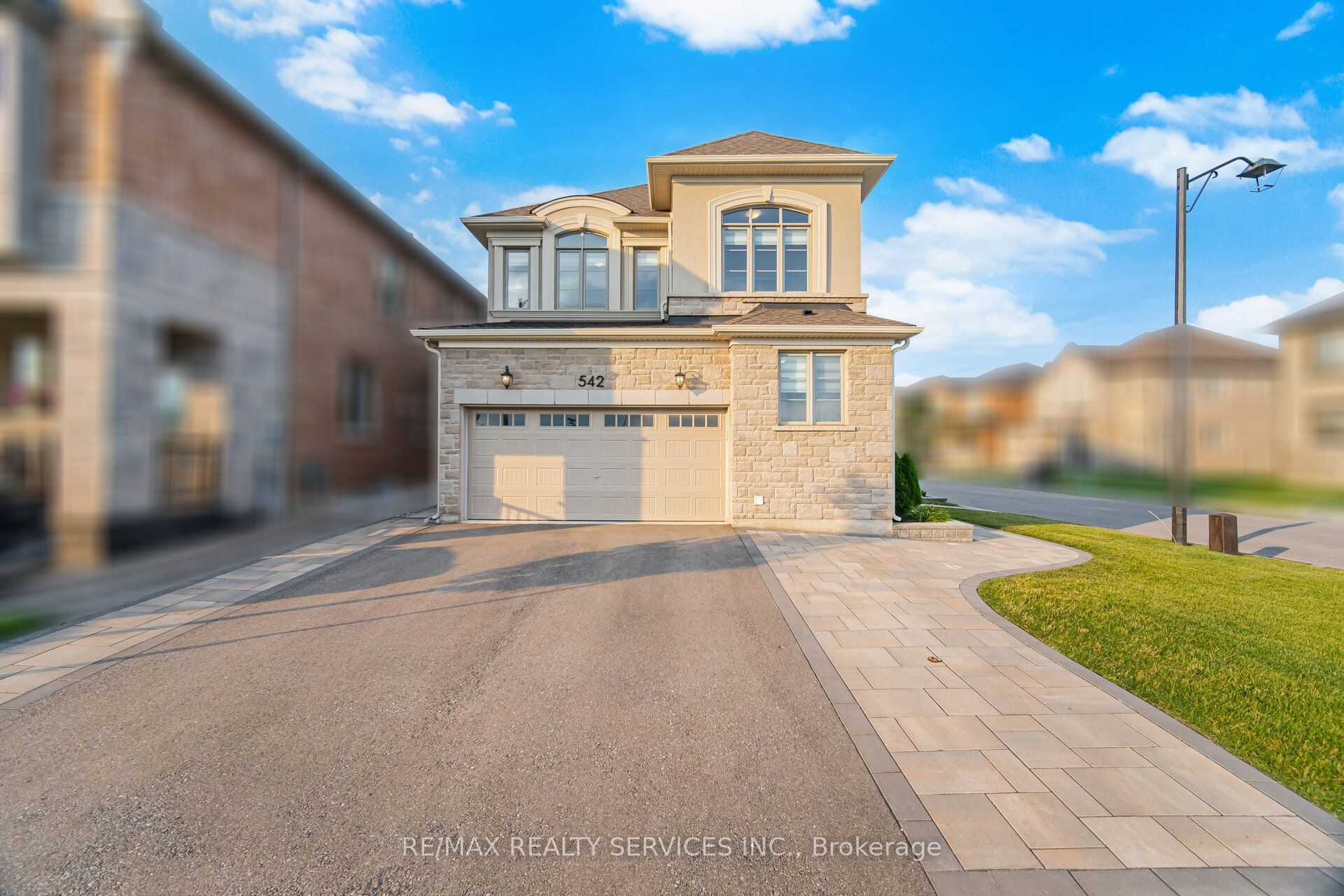542 Boyd Lane, Milton, ON L9E 1W6 photo 4