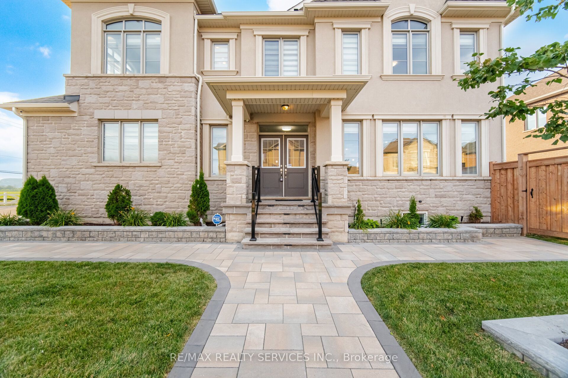 542 Boyd Lane, Milton, ON L9E 1W6 photo 5