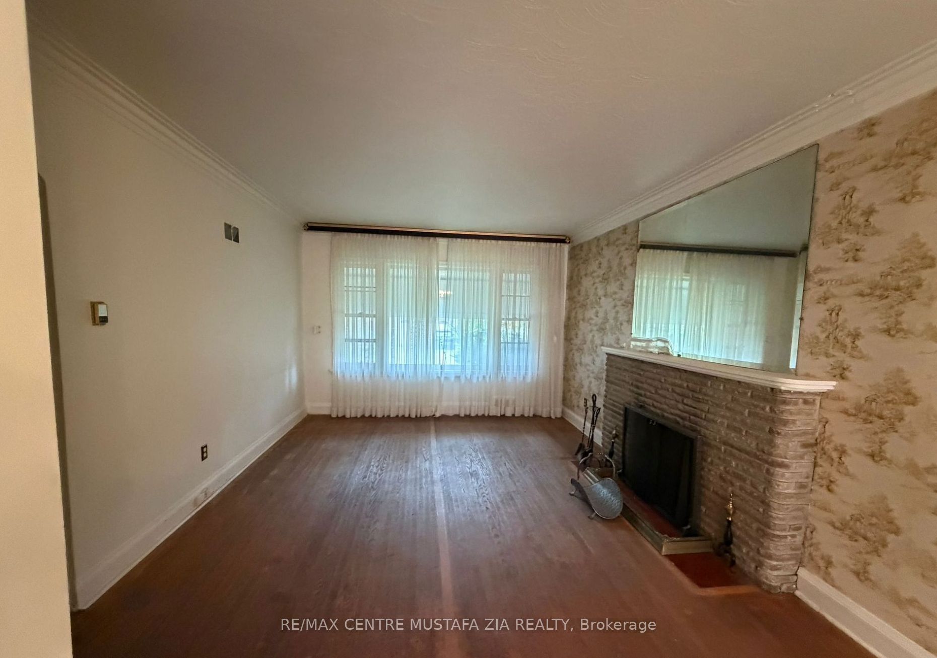 40 Ovida Avenue, Toronto, ON M9B 1E1 photo 5