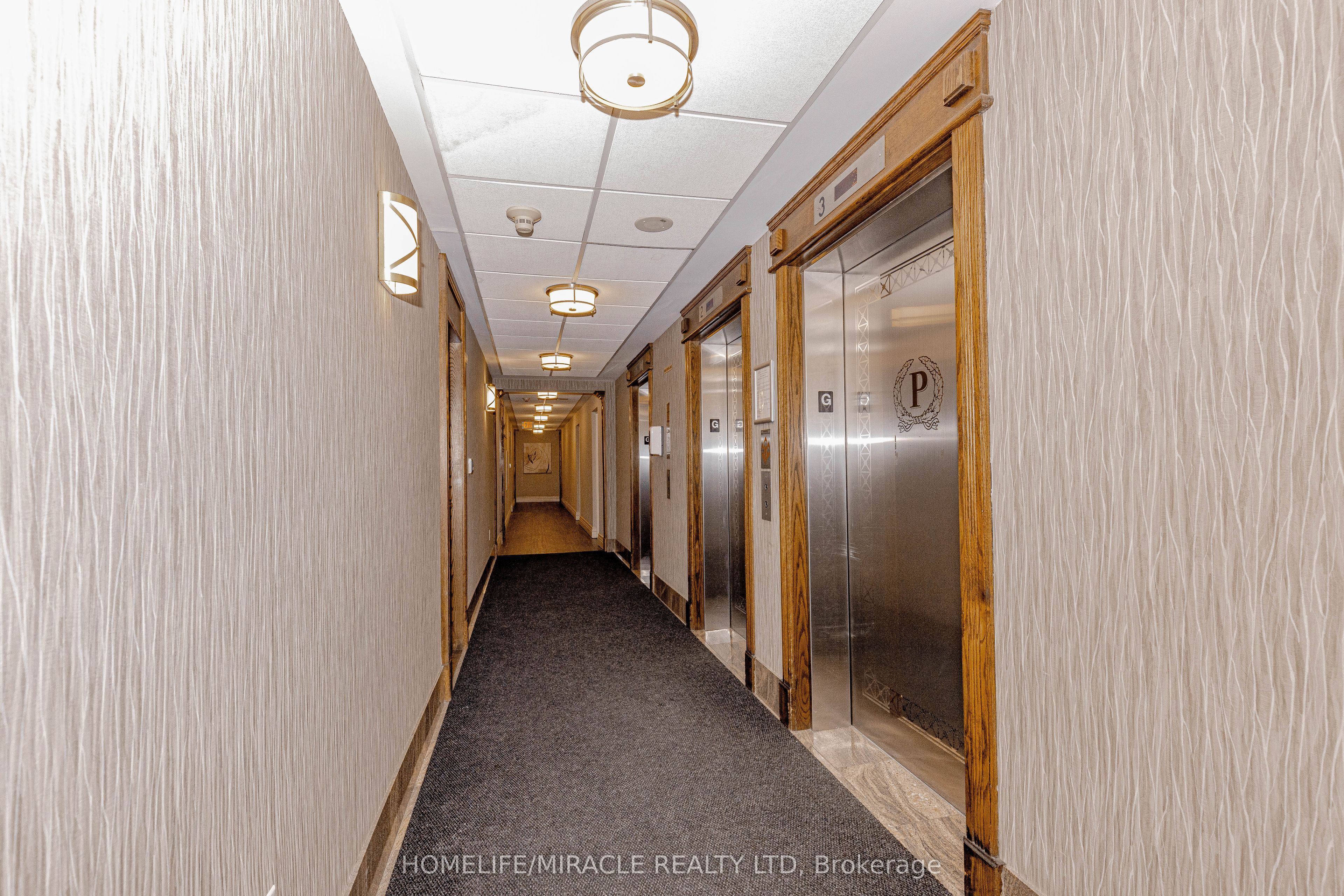 4850 Glen Erin Drive 1403, Mississauga, ON L5M 7S1 photo 4