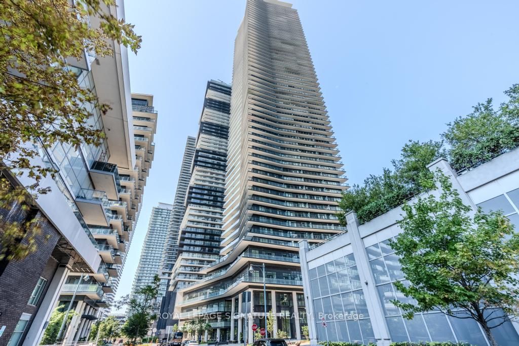 38 Annie Craig Drive 2403, Toronto, ON M8V 0G9