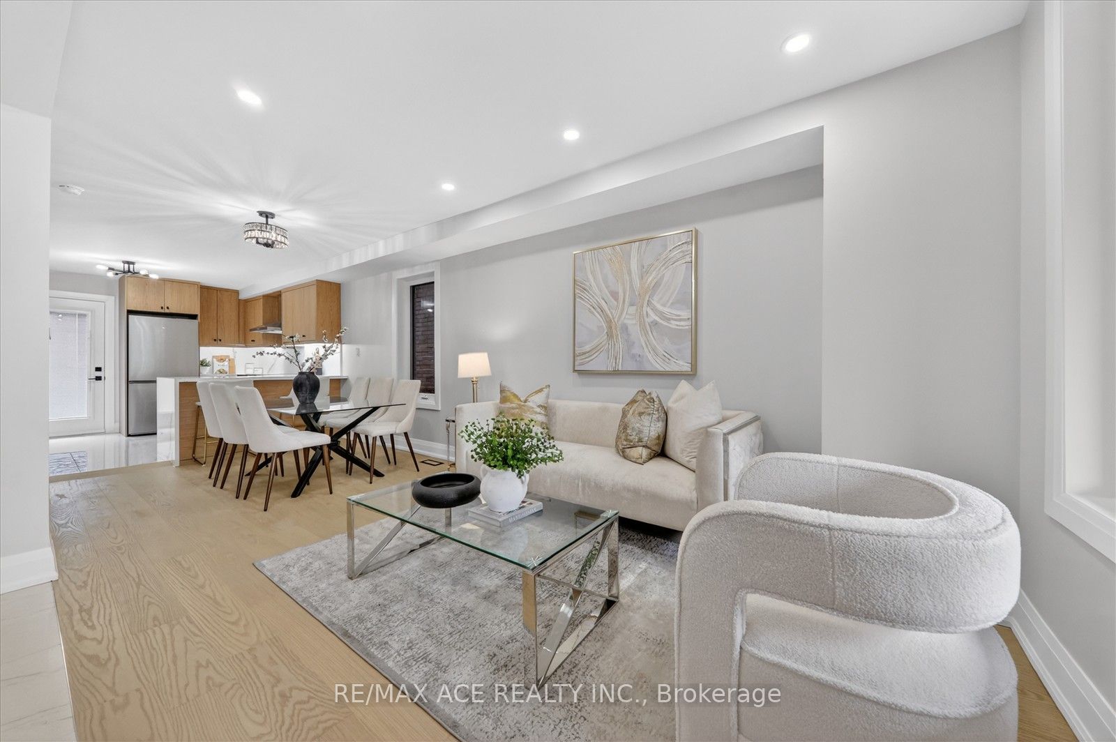 38 Pelham Avenue, Toronto, ON M6N 1A6 photo 4
