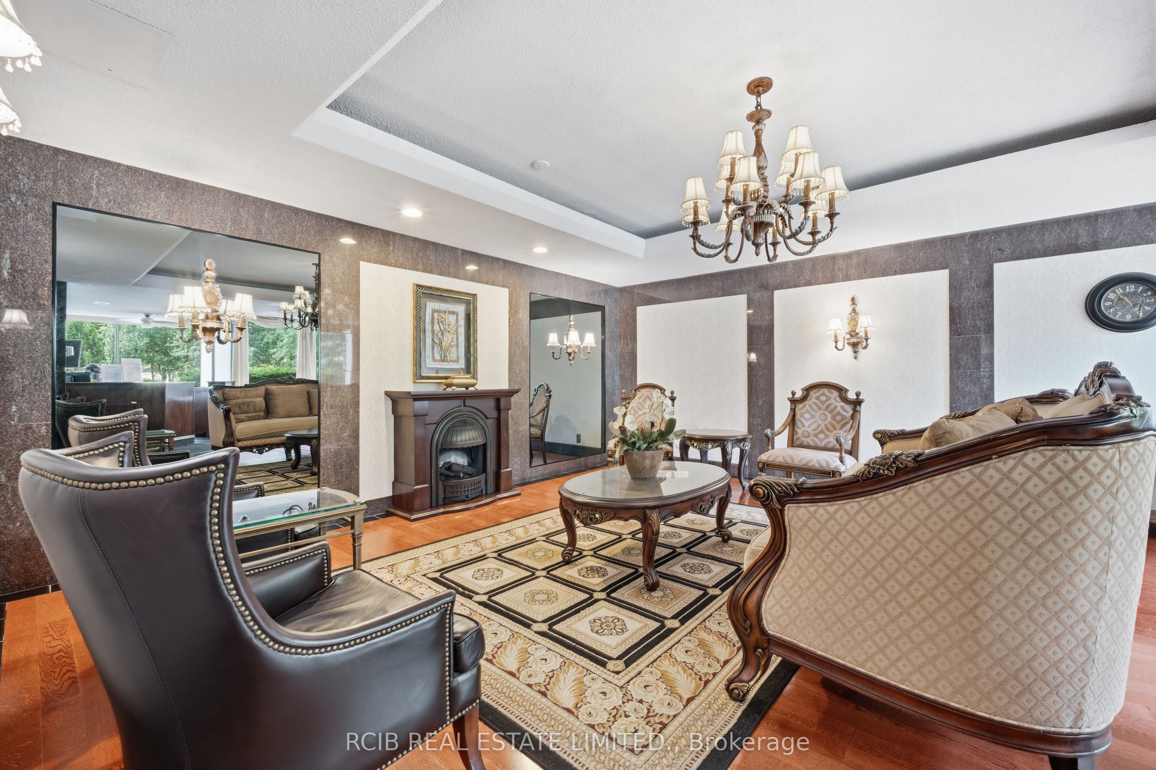 10 Malta Avenue 1501, Brampton, ON L6Y 4G6 photo 4