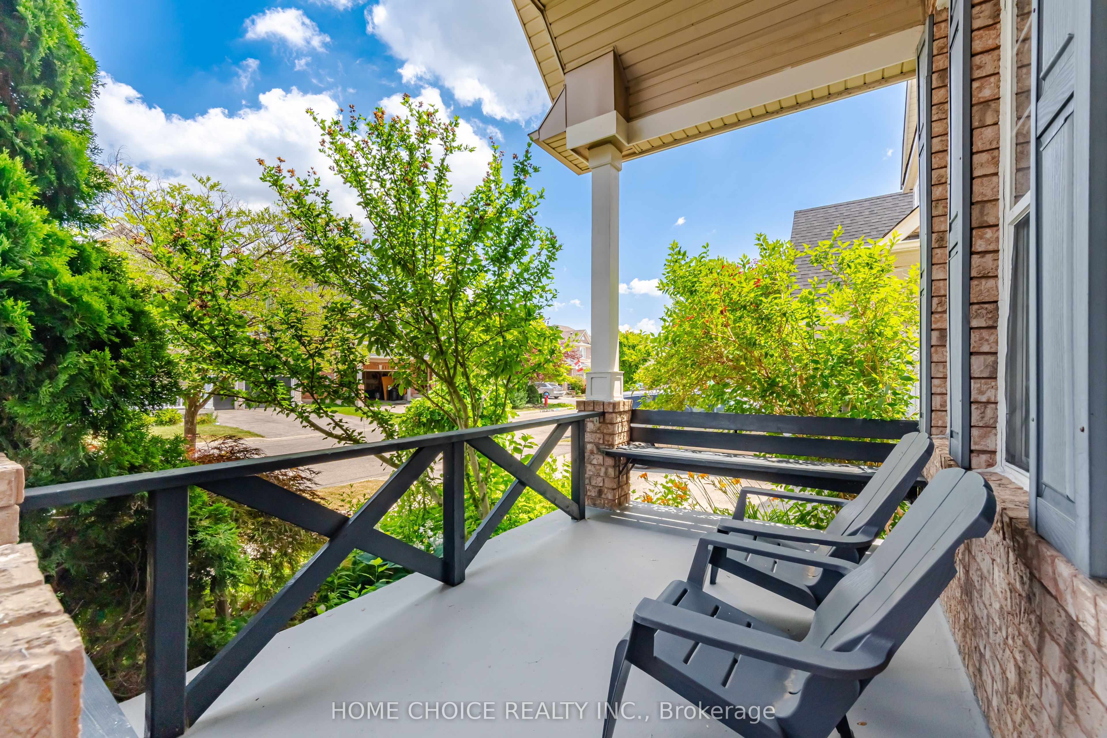 670 Dolby Crescent, Milton, ON L9T 5V5 photo 2
