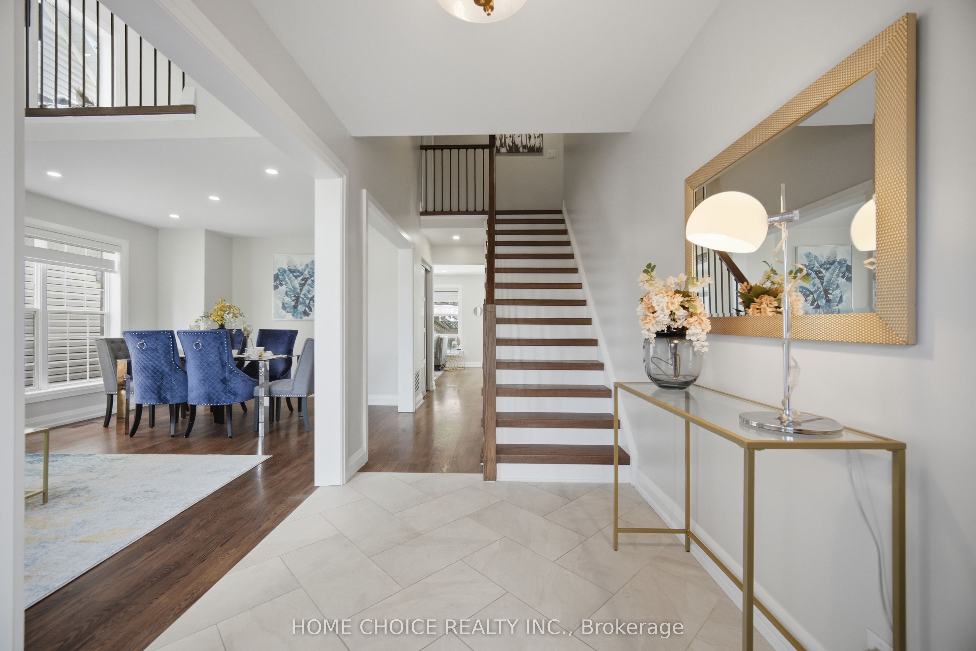 670 Dolby Crescent, Milton, ON L9T 5V5 photo 3