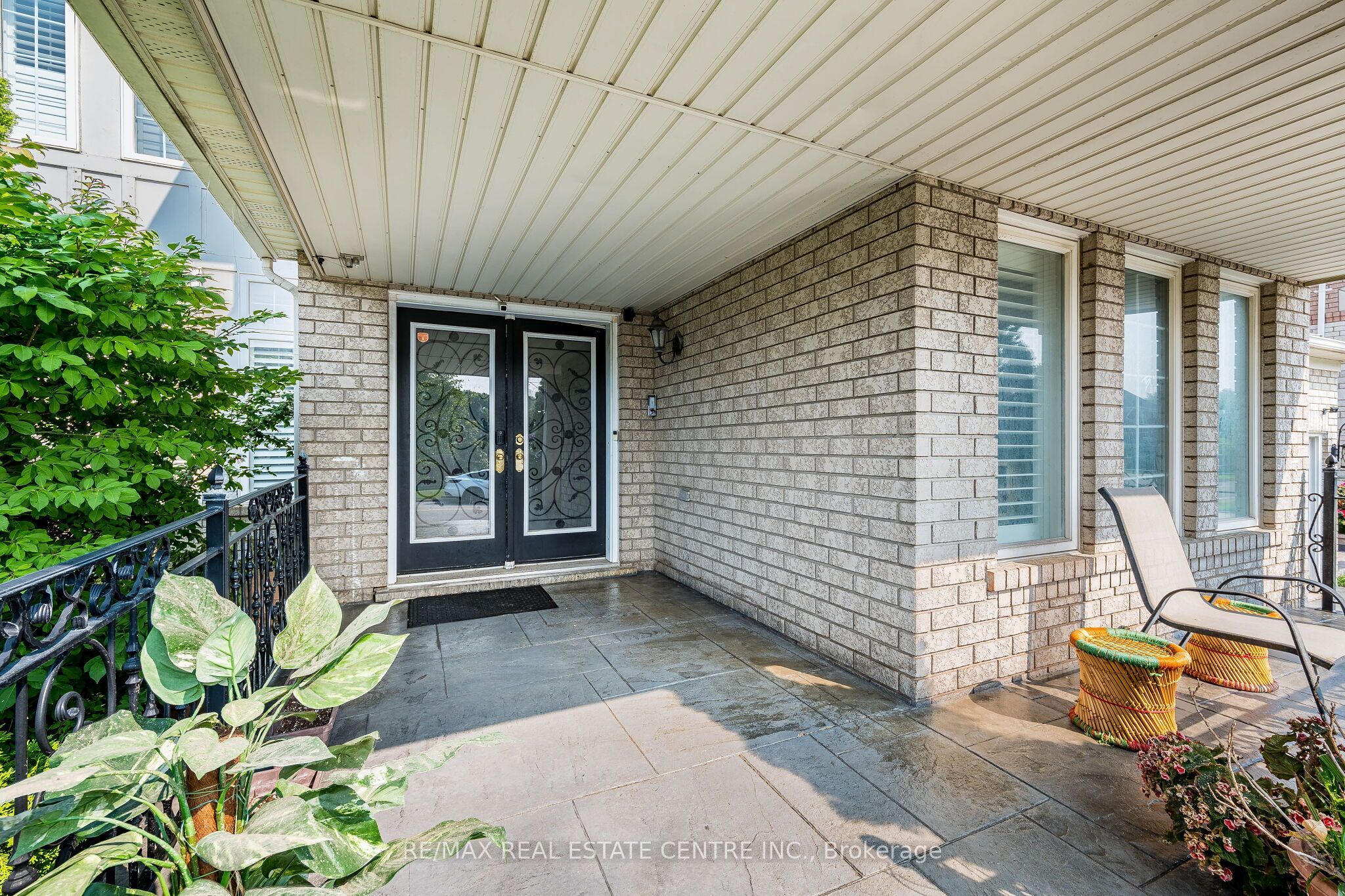 1679 Westbridge Way, Mississauga, ON L5N 7S8 photo 4