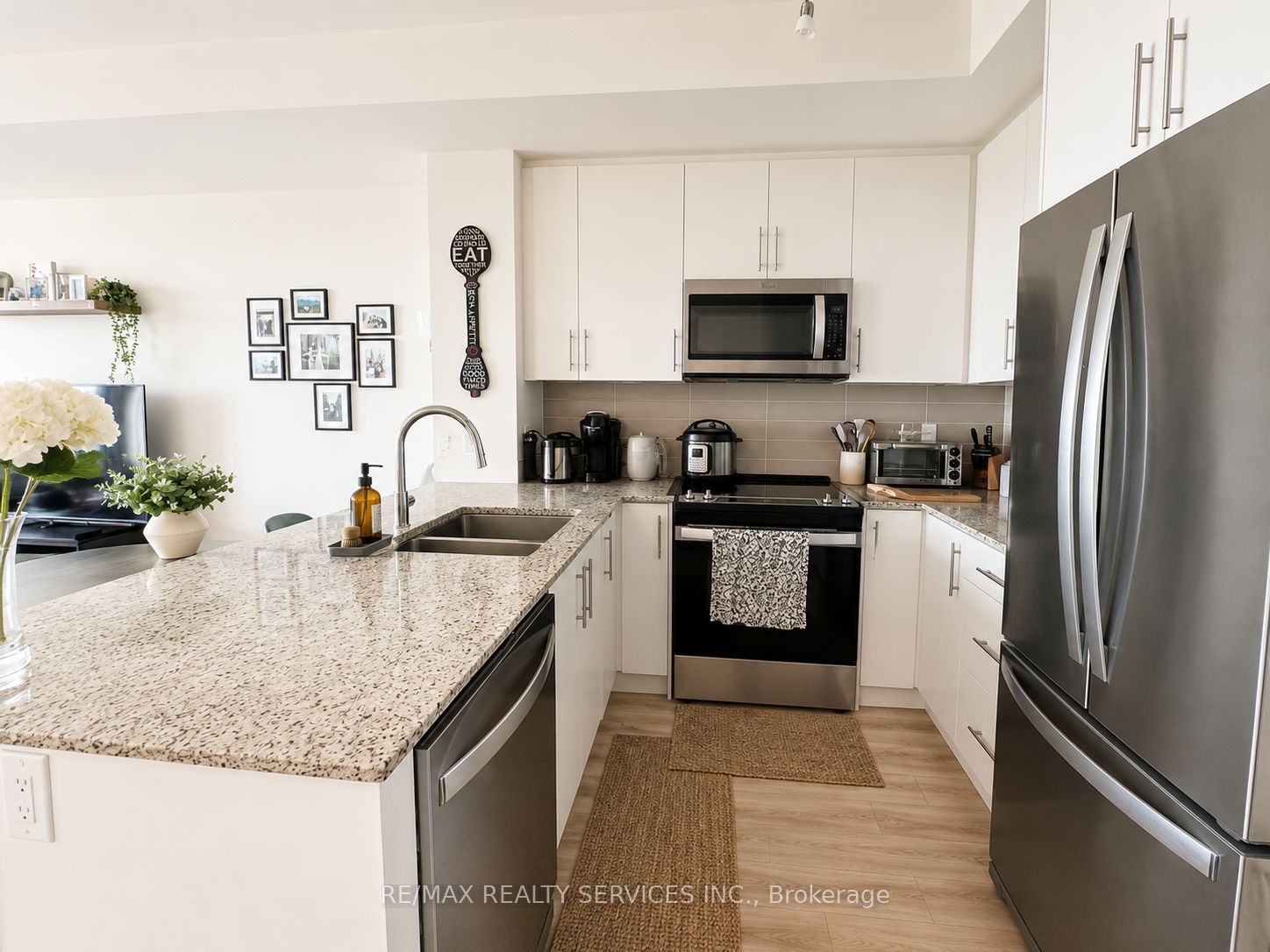 345 Wheat Boom Drive 1106, Oakville, ON L6H 7X4 photo 4