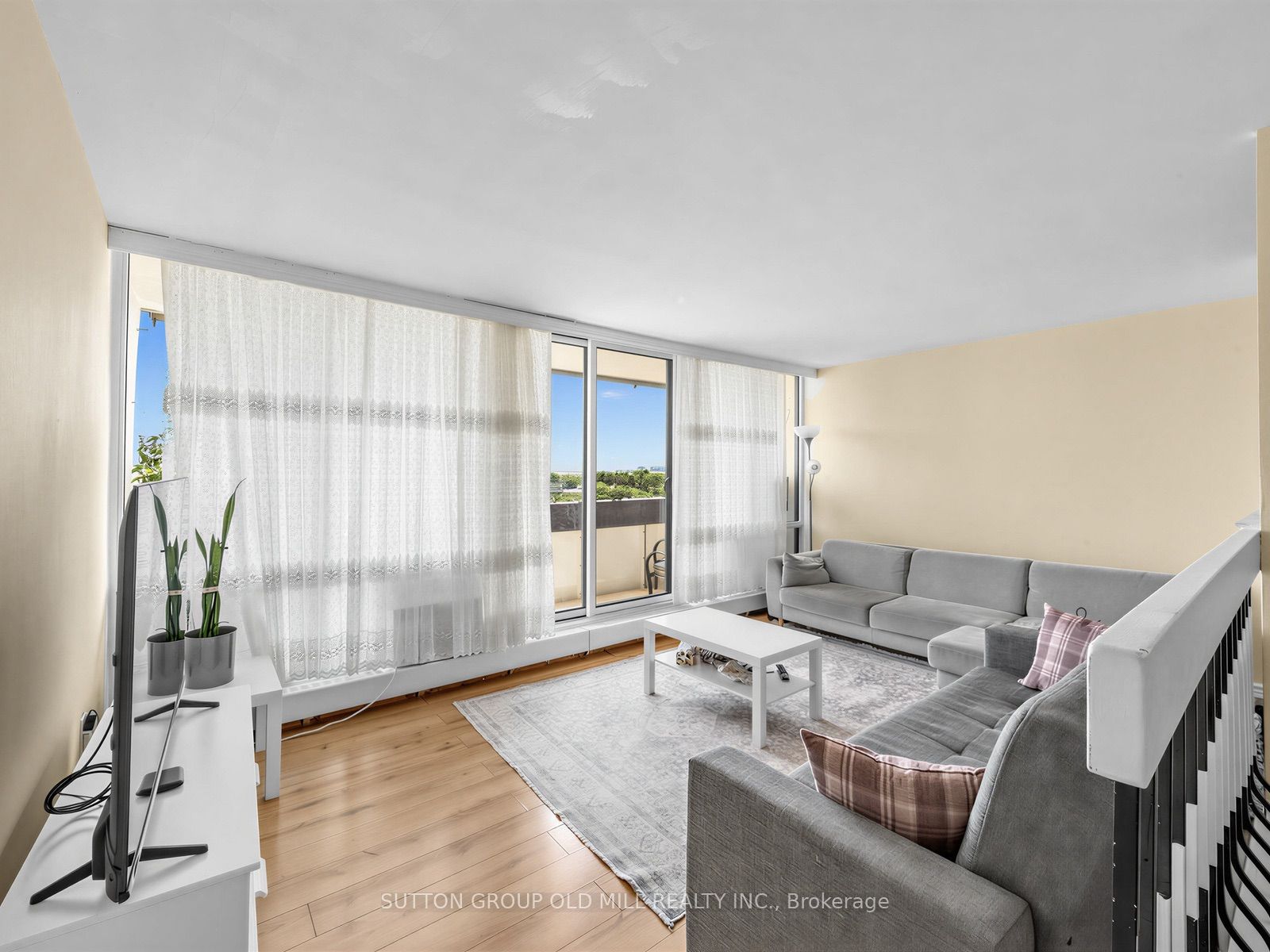 455 Sentinel Road 1001, Toronto, ON M3J 1V5 photo 3