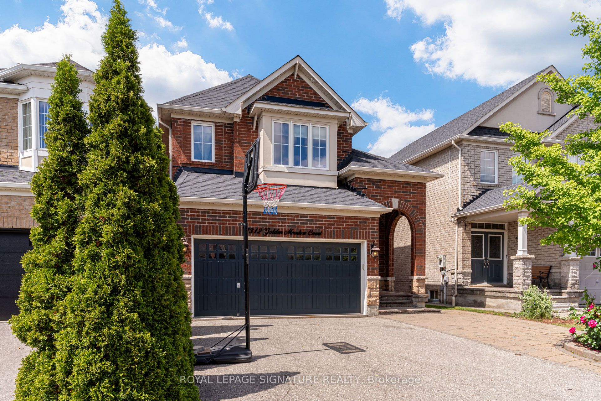 7312 Golden Meadow Court, Mississauga, ON L5W 0B8 photo 3