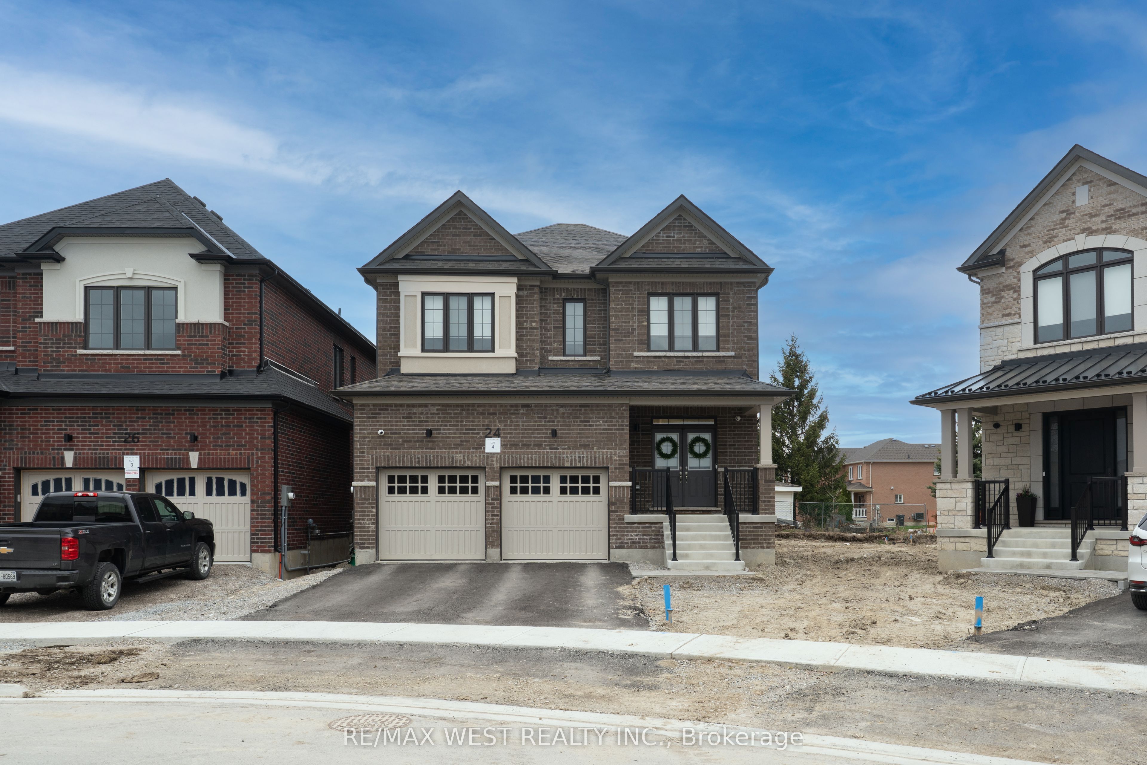 24 Hanton Crescent, Caledon, ON L7E 2M3 photo 3