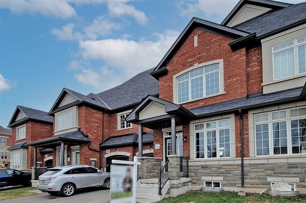 3034 Eighth Line, Oakville, ON L6H 0S5 photo 2