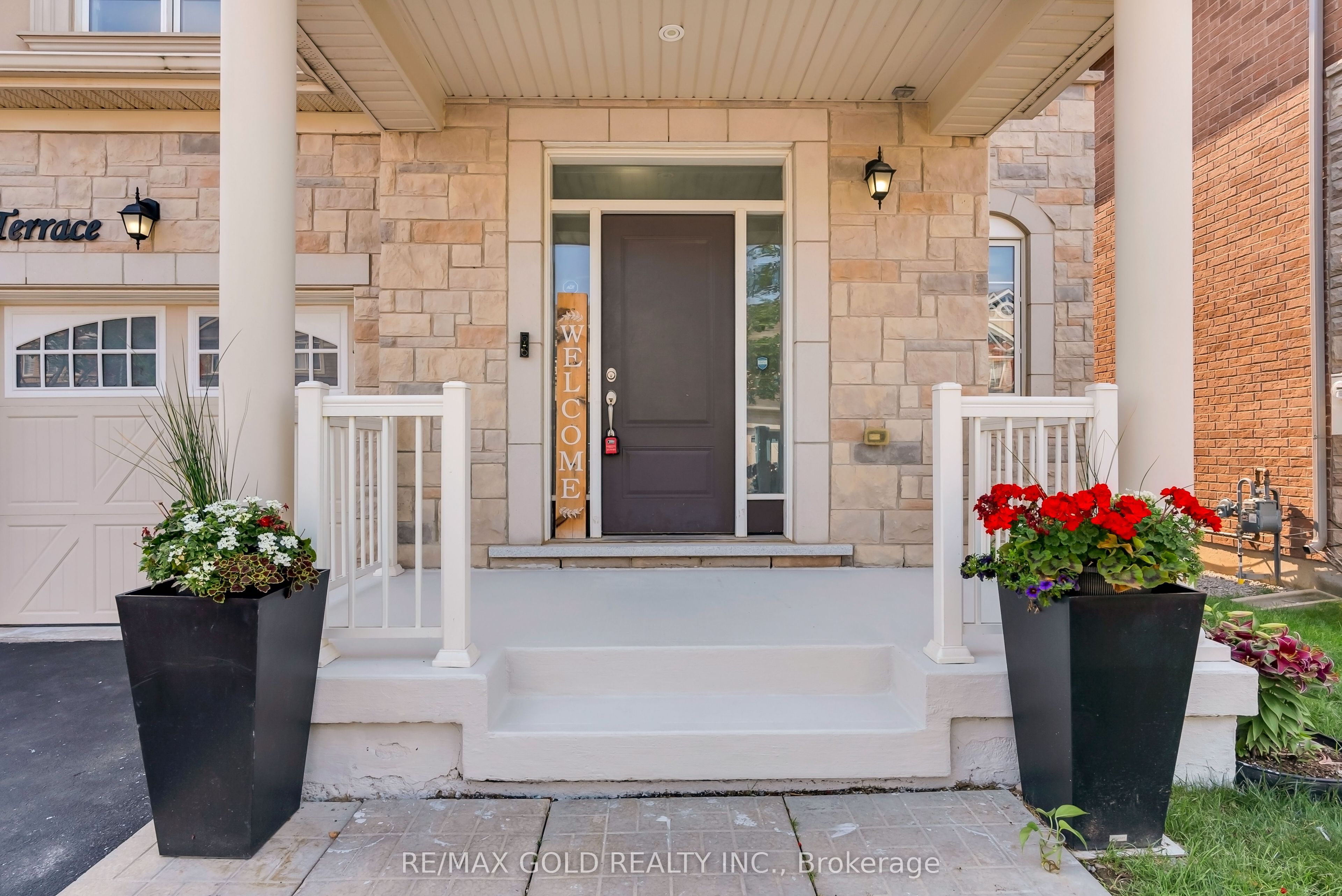 1431 Whitney Terrace, Milton, ON L9E 0B7 photo 3