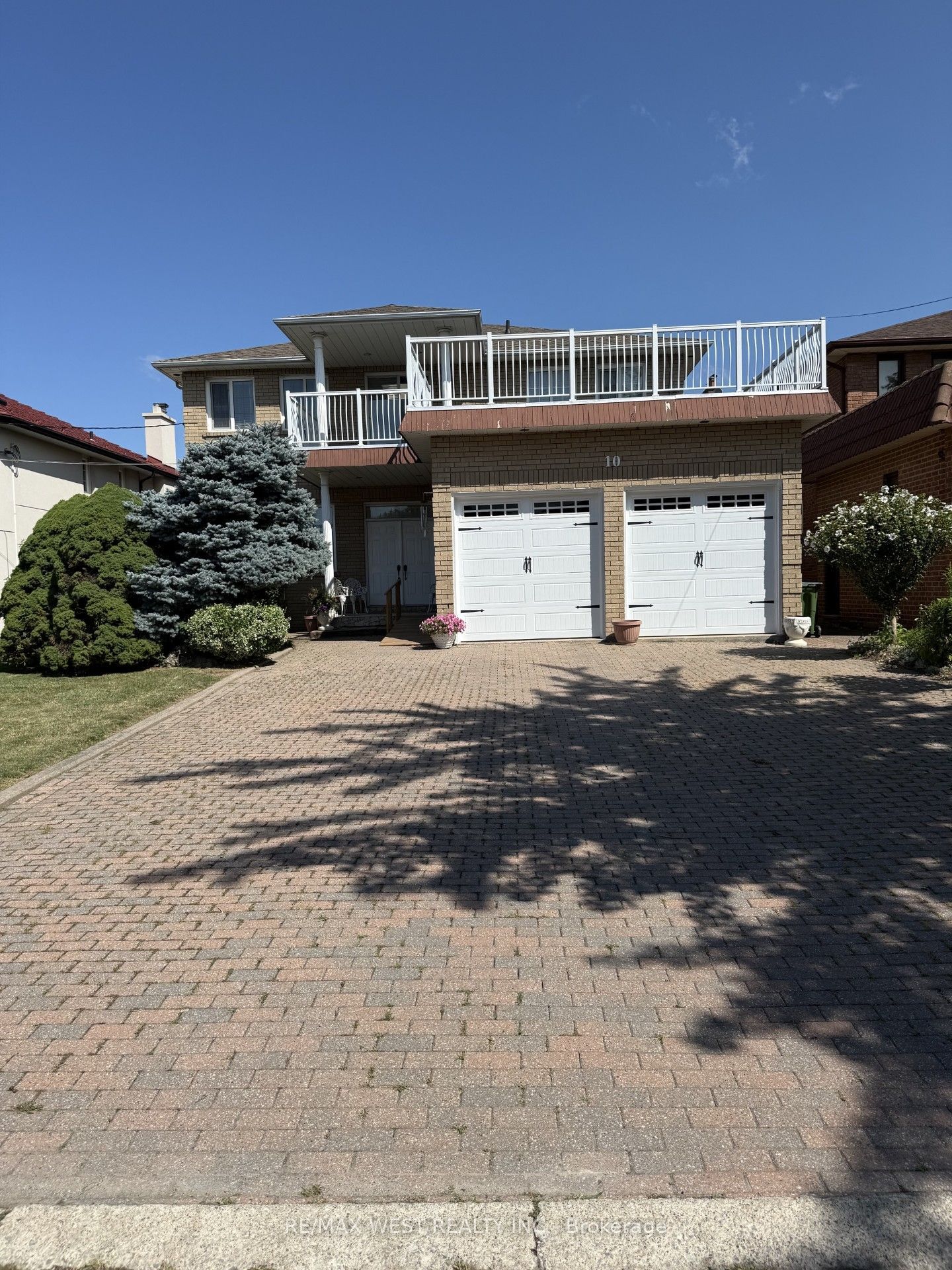 10 Norris Place, Toronto, ON M9M 1K6