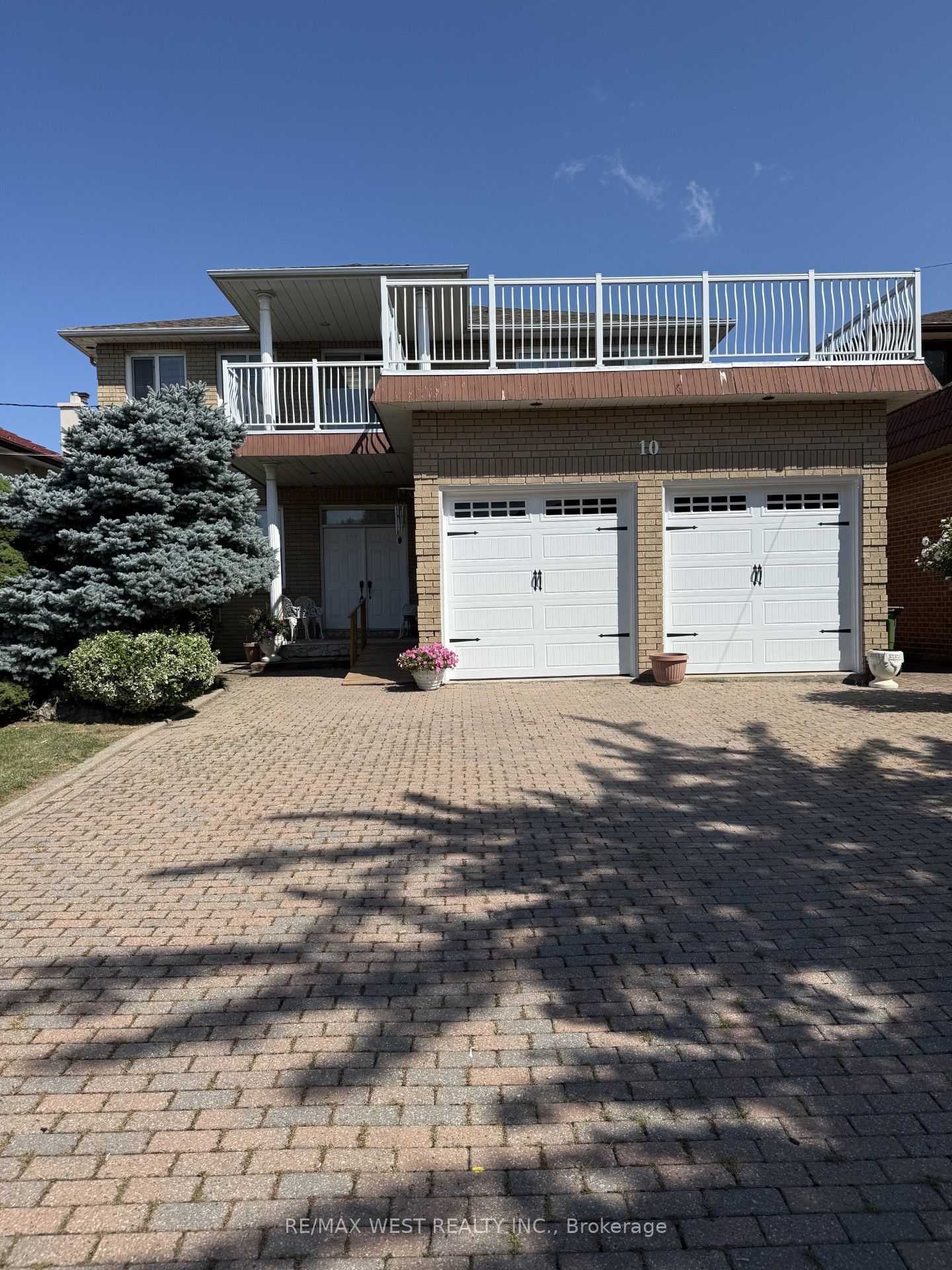 10 Norris Place, Toronto, ON M9M 1K6 photo 2