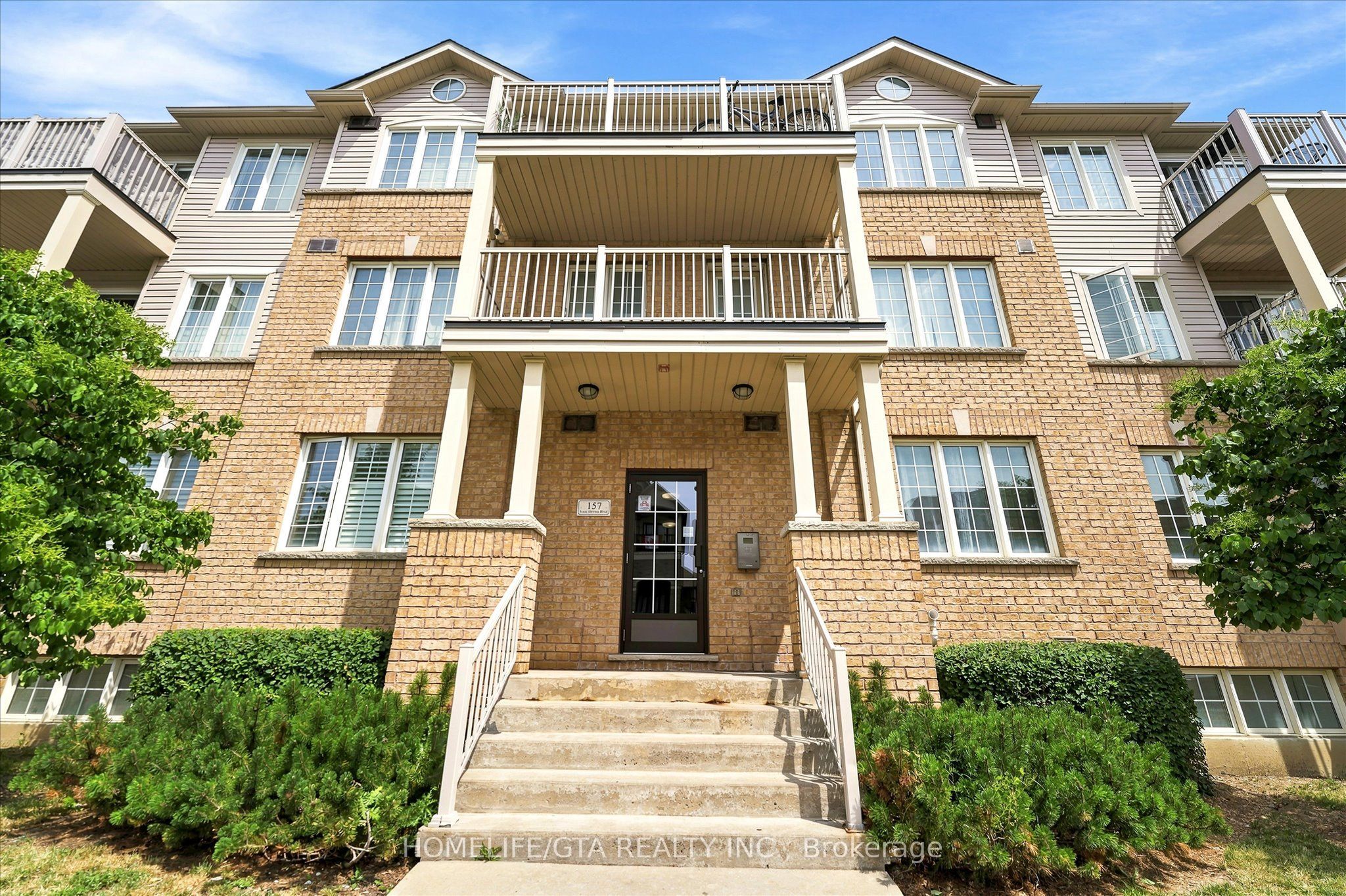 157 Isaac Devins Boulevard 3, Toronto, ON M9M 0C5