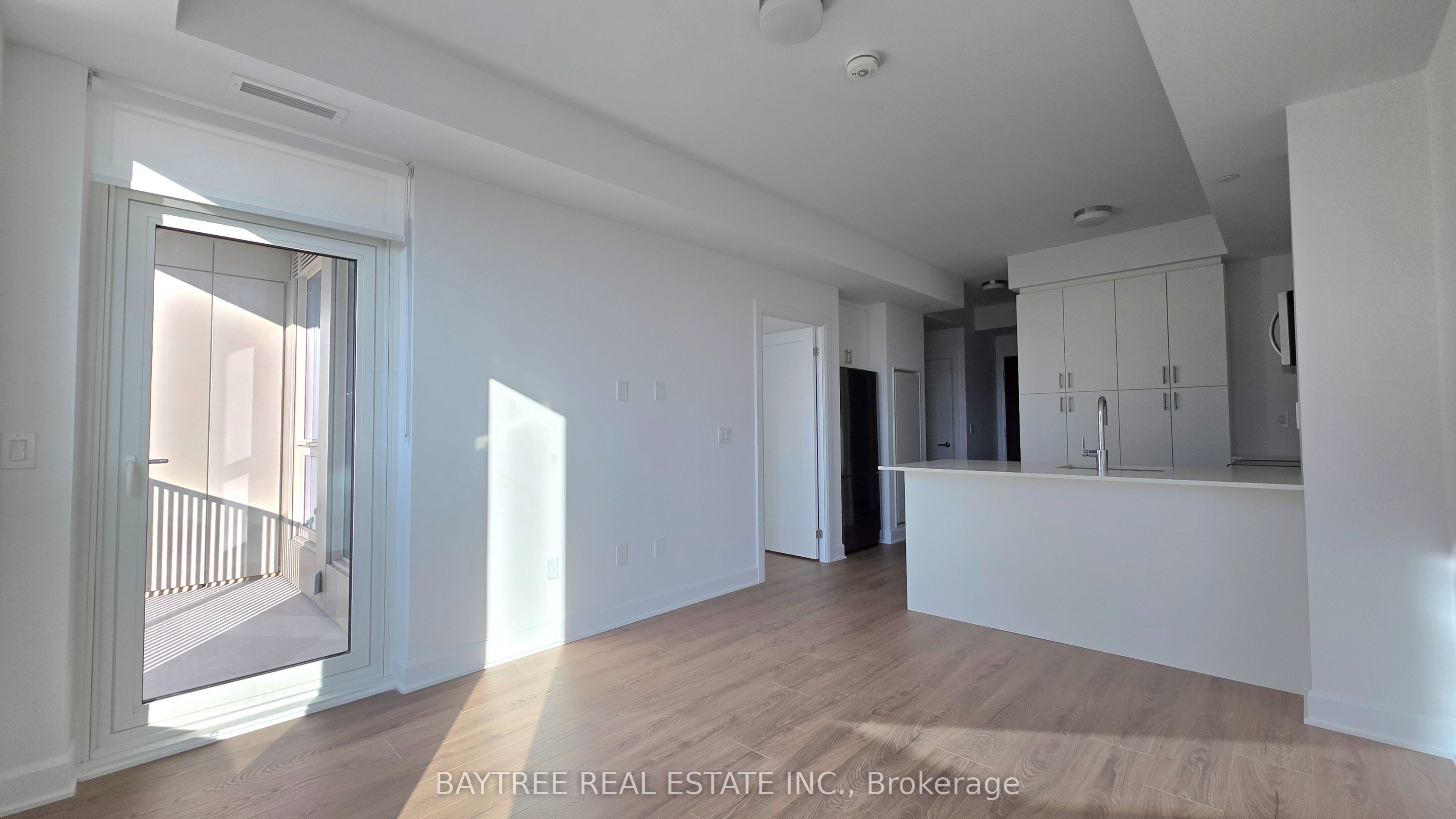 3240 William Coltson Avenue 821, Oakville, ON L6H 8C8 photo 3