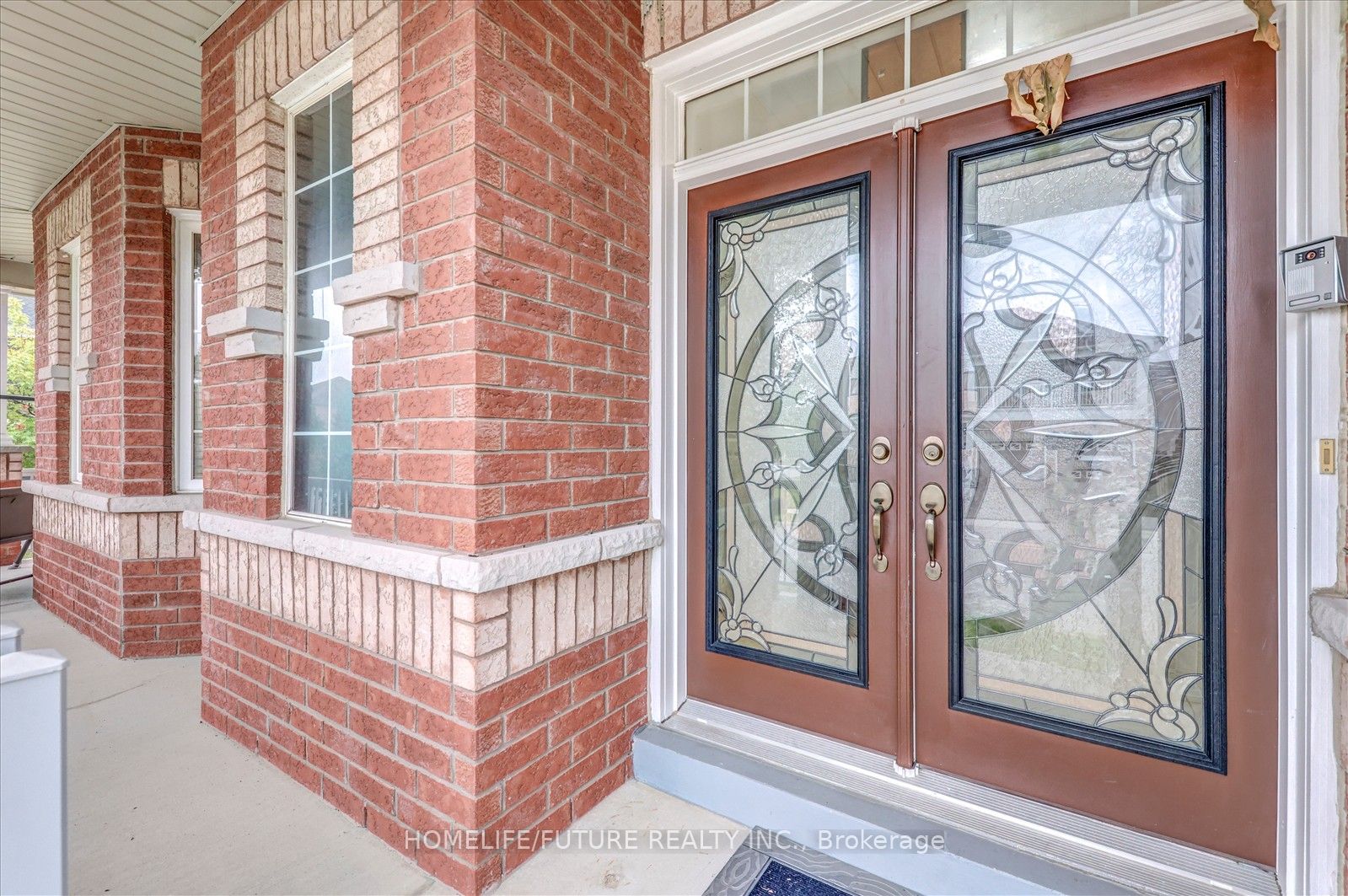 2 Tovey Terrace, Brampton, ON L6R 3E6 photo 3