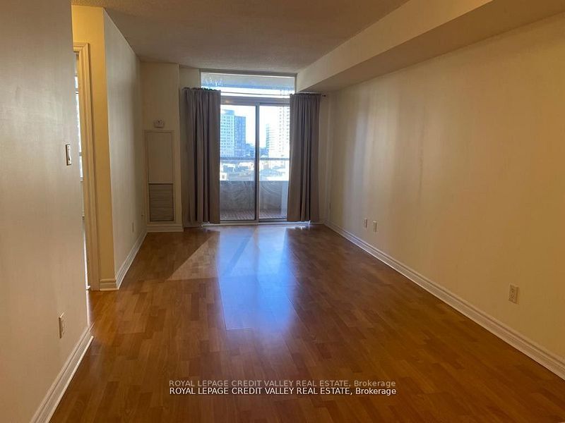 3880 Duke Of York Boulevard 1204, Mississauga, ON L5B 4M7 photo 4