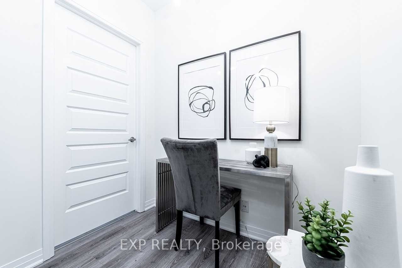 128 Grovewood Common Street 422, Oakville, ON L6H 0X4 photo 4