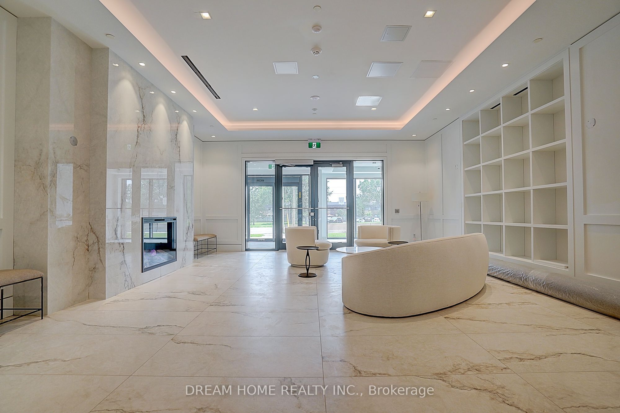4010 Eglinton Avenue W 910, Toronto, ON M9A 0G5 photo 2