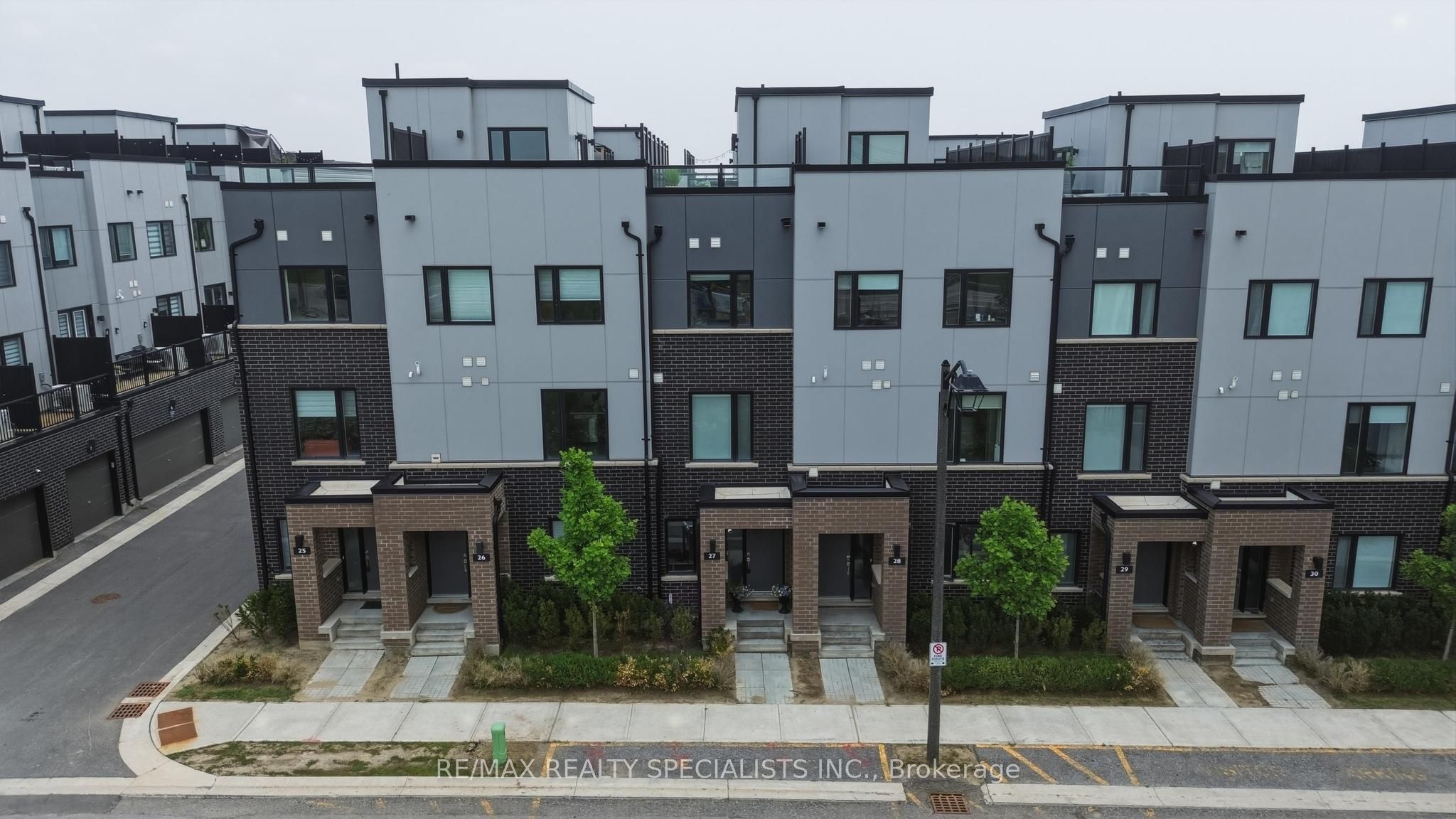 348 Wheat Boom Drive 27, Oakville, ON L6H 3V6 photo 5