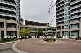 1 Elm Drive W 304, Mississauga, ON L5B 4M1 photo 2