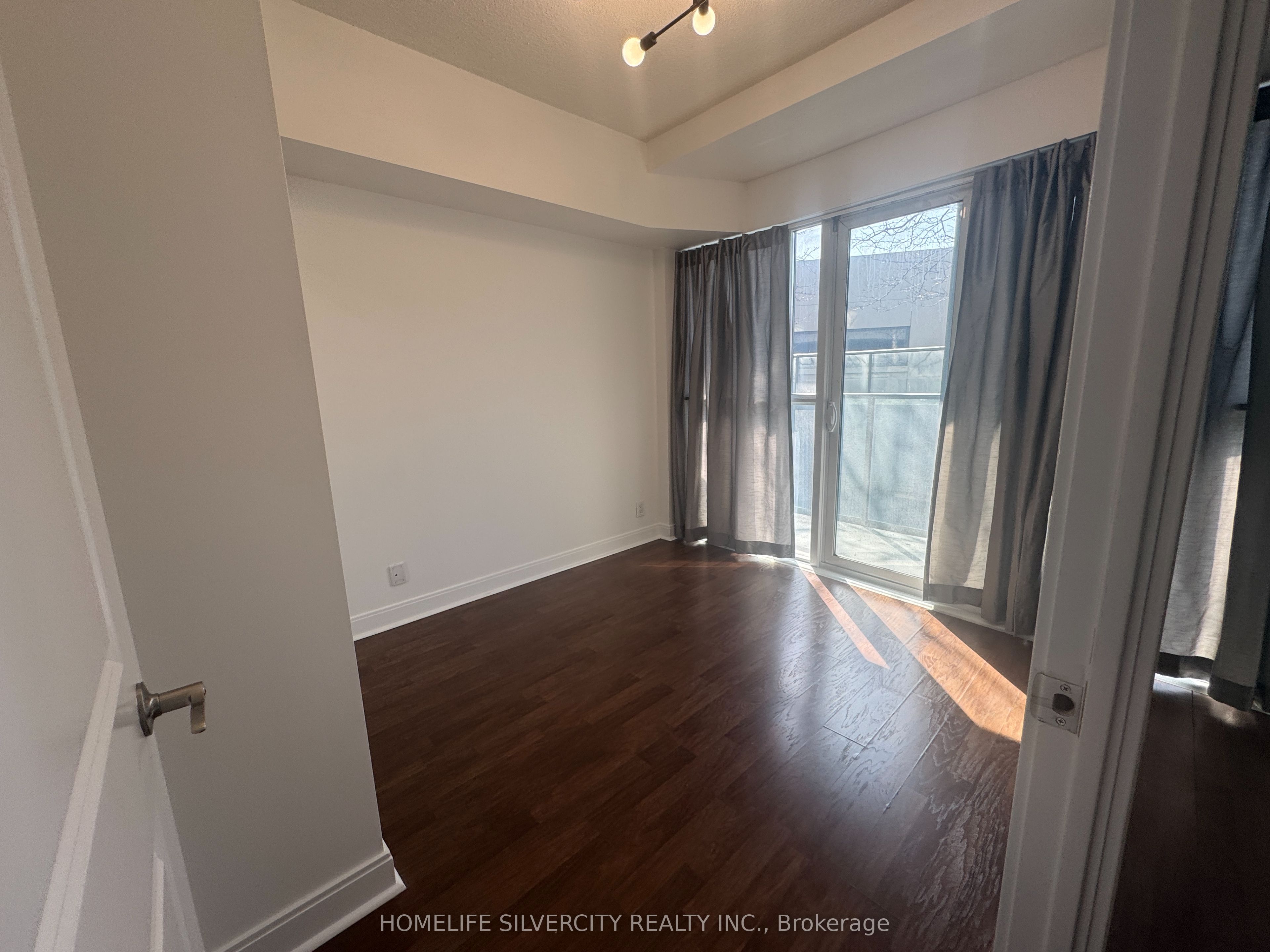 60 Absolute Avenue 305, Mississauga, ON L4Z 0A9 photo 3