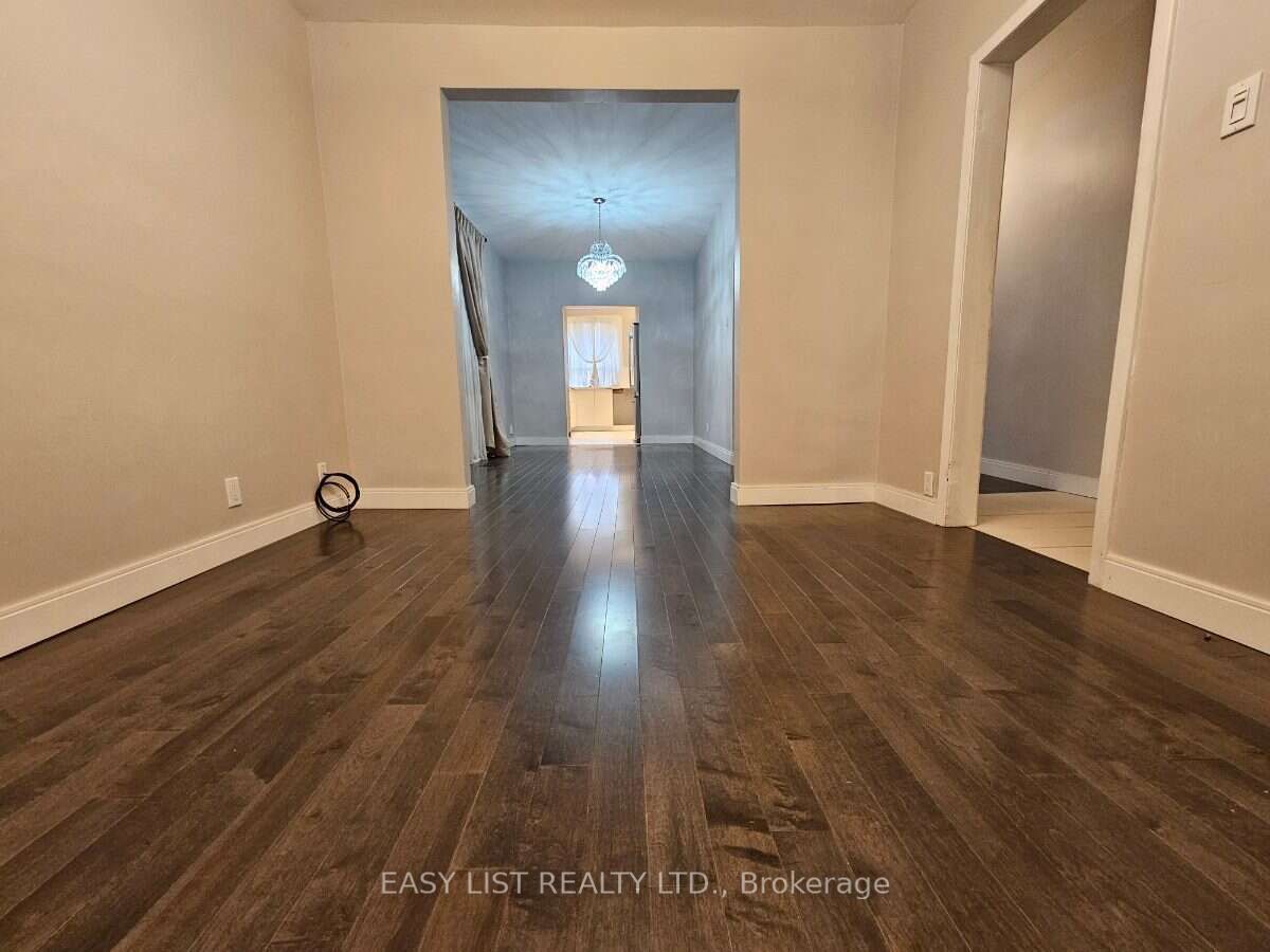 449 Pacific Avenue, Toronto, ON M6P 2R3 photo 5