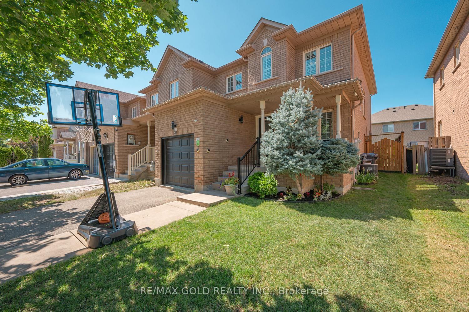 50 Gecko Court, Brampton, ON L6R 2P1 photo 2